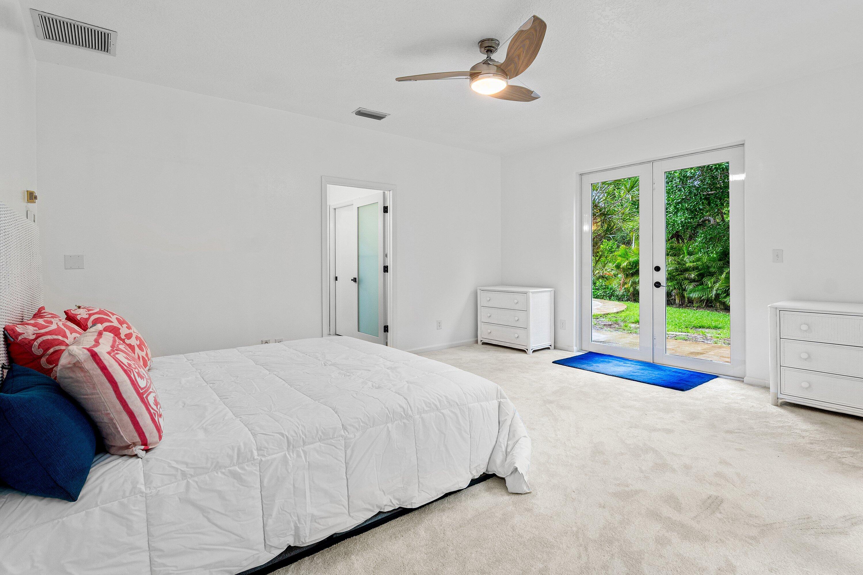 359 E Ocean, Lantana FL 33462