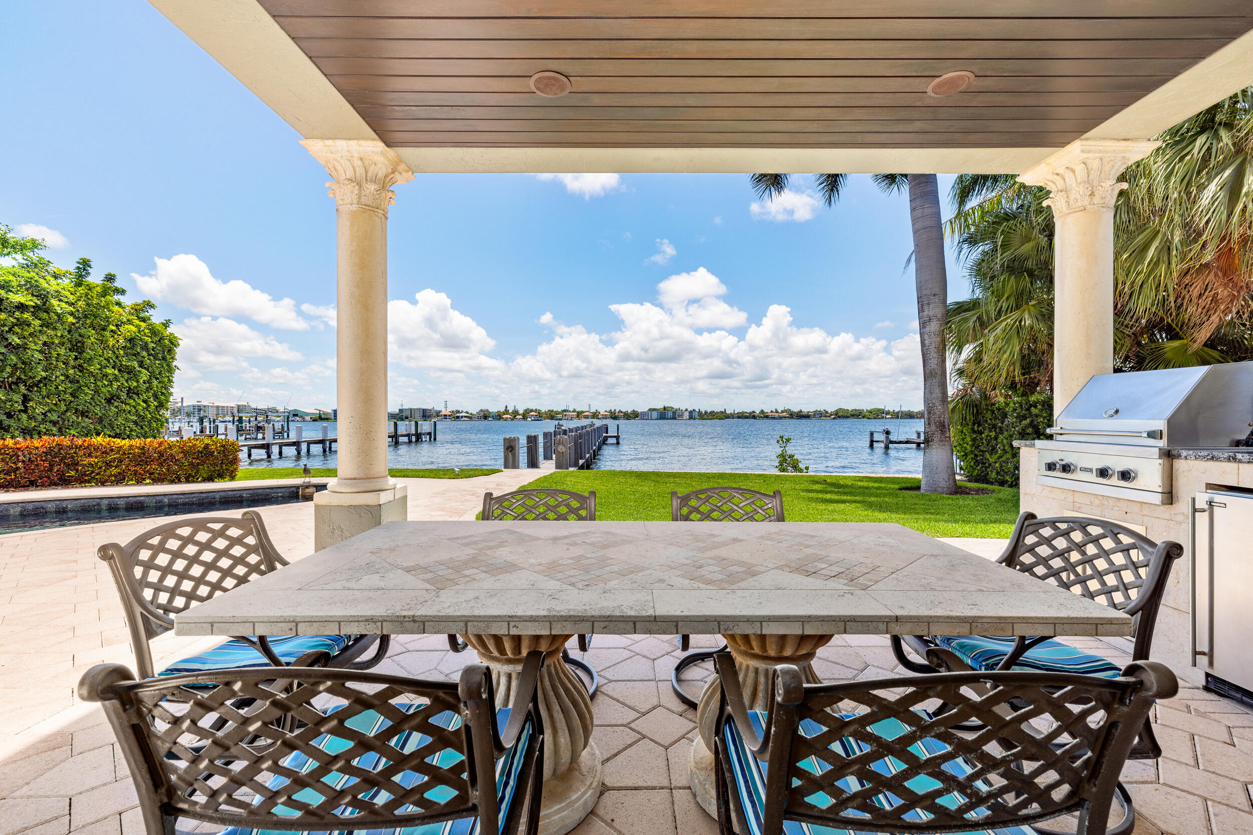 1207 N Atlantic, Lantana FL 33462