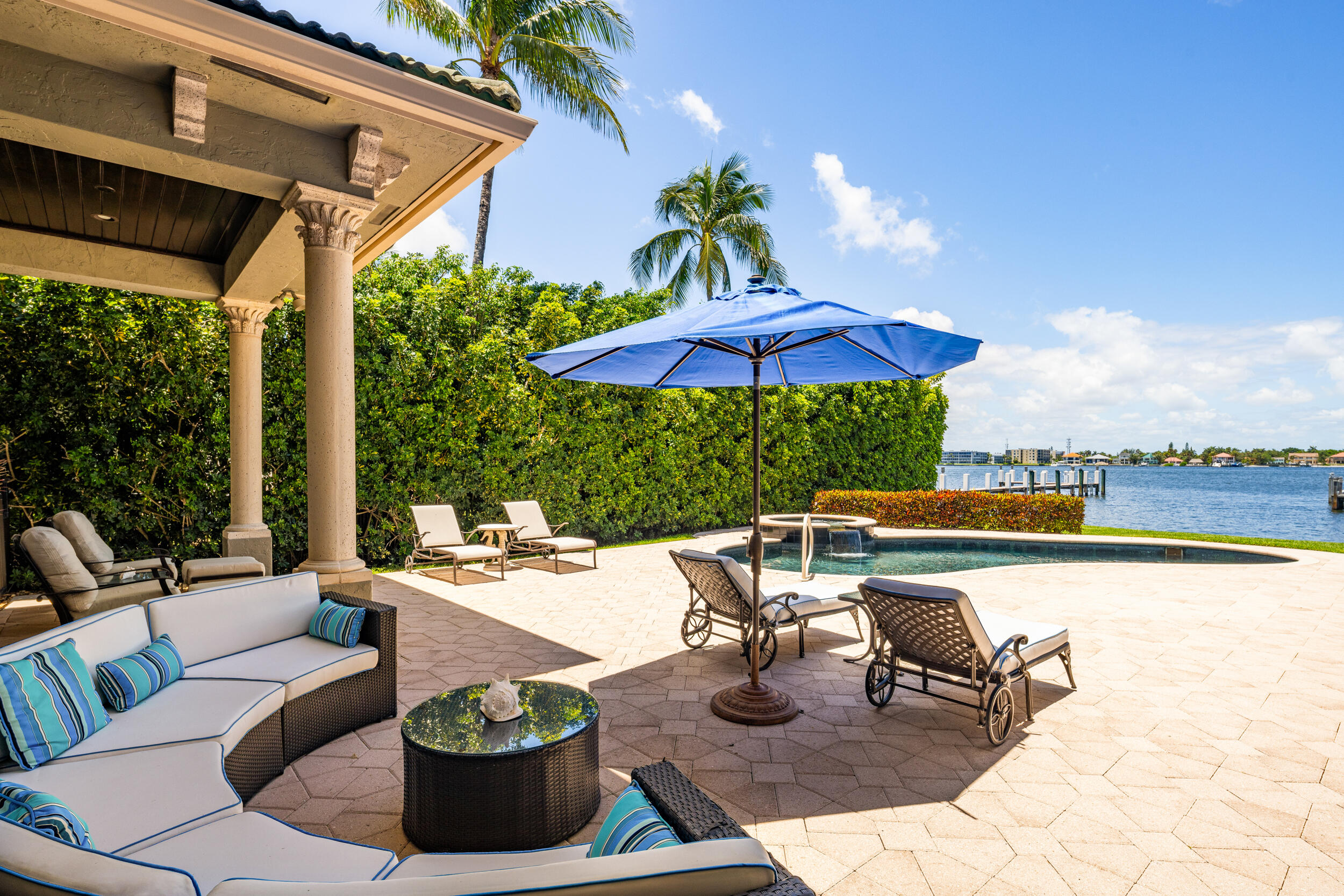 1207 N Atlantic, Lantana FL 33462