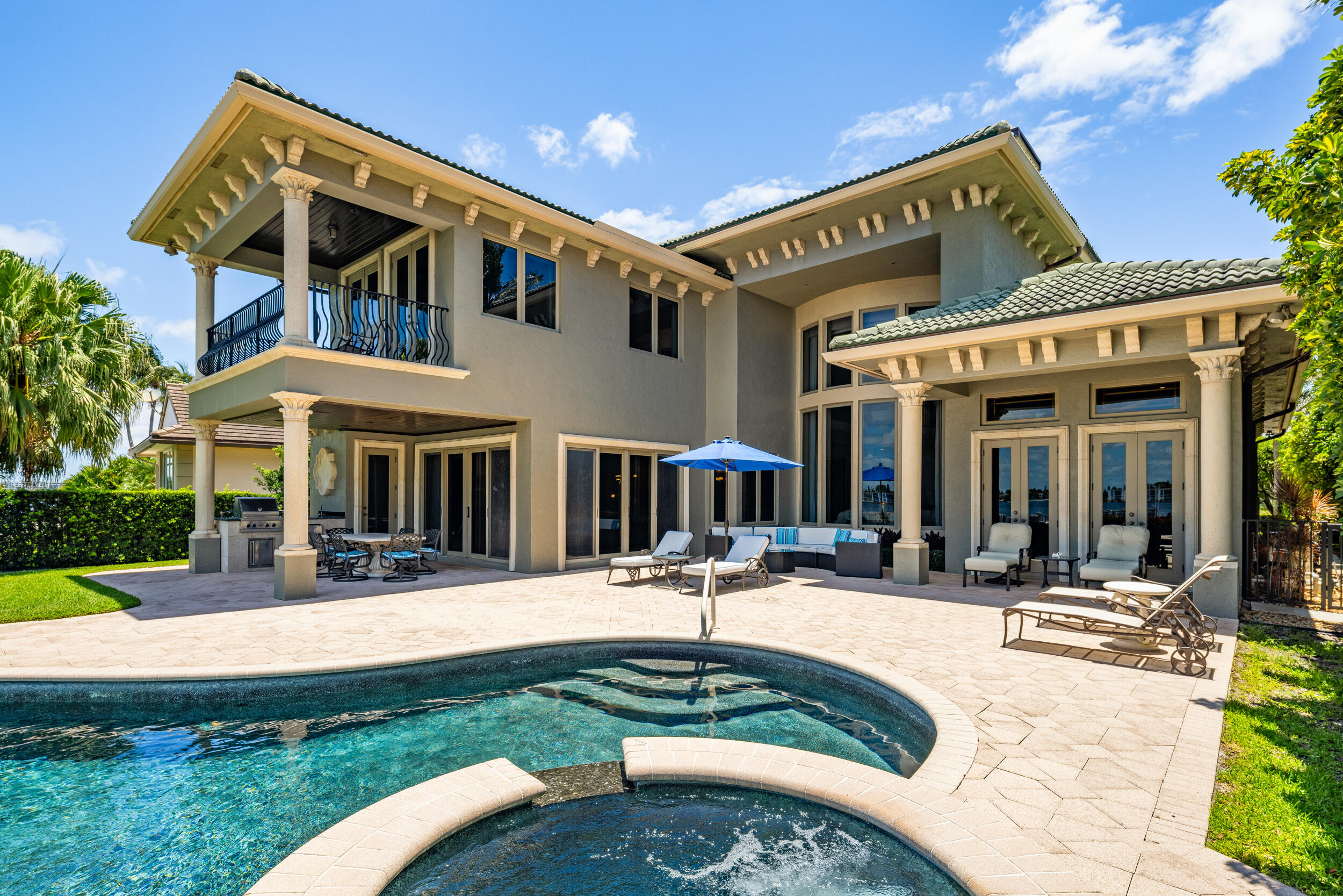 1207 N Atlantic, Lantana FL 33462