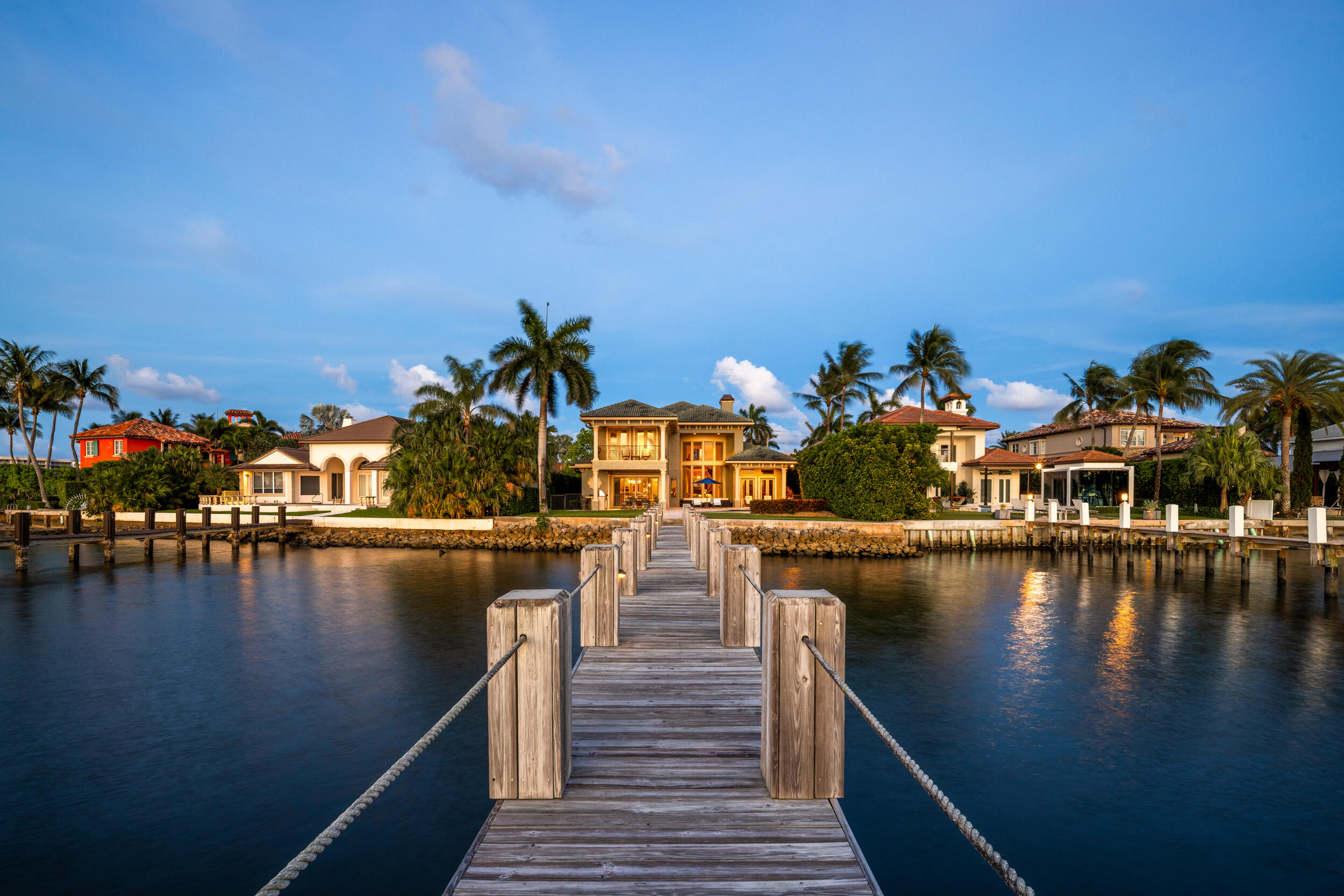 1207 N Atlantic, Lantana FL 33462