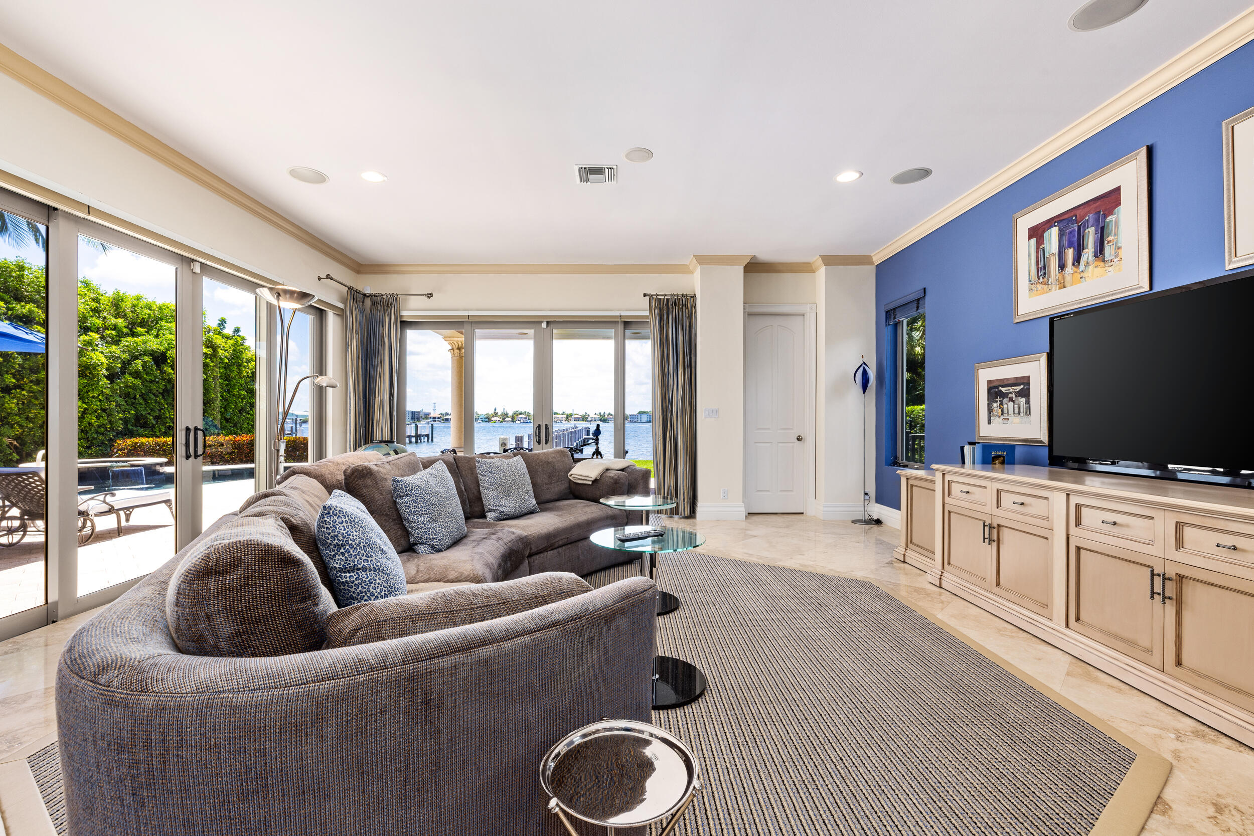 1207 N Atlantic, Lantana FL 33462