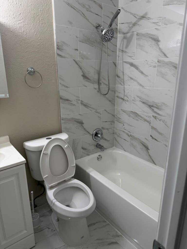 9519 Birmingham, Palm Beach Gardens FL 33410
