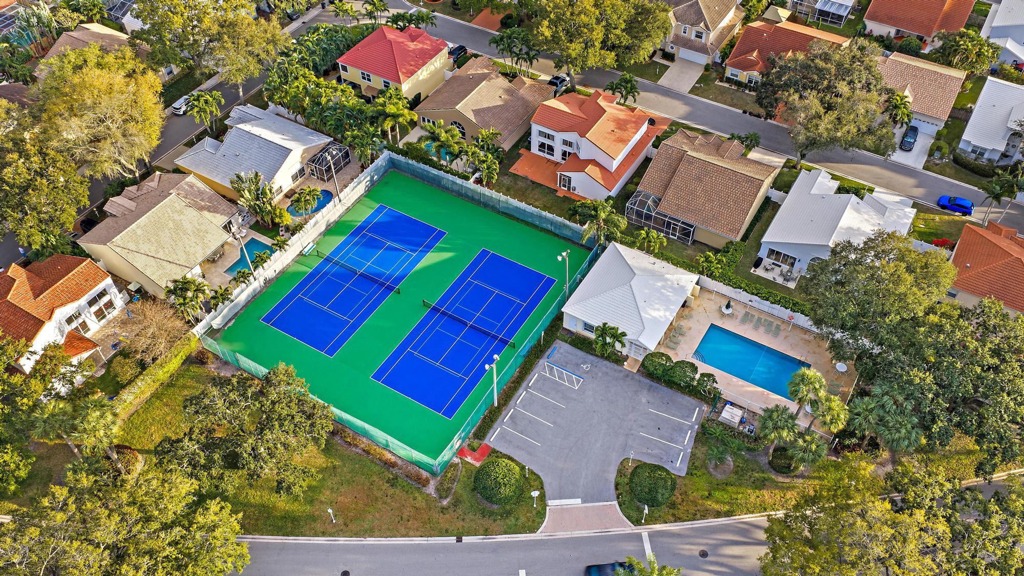 1097 Roble, Palm Beach Gardens FL 33410