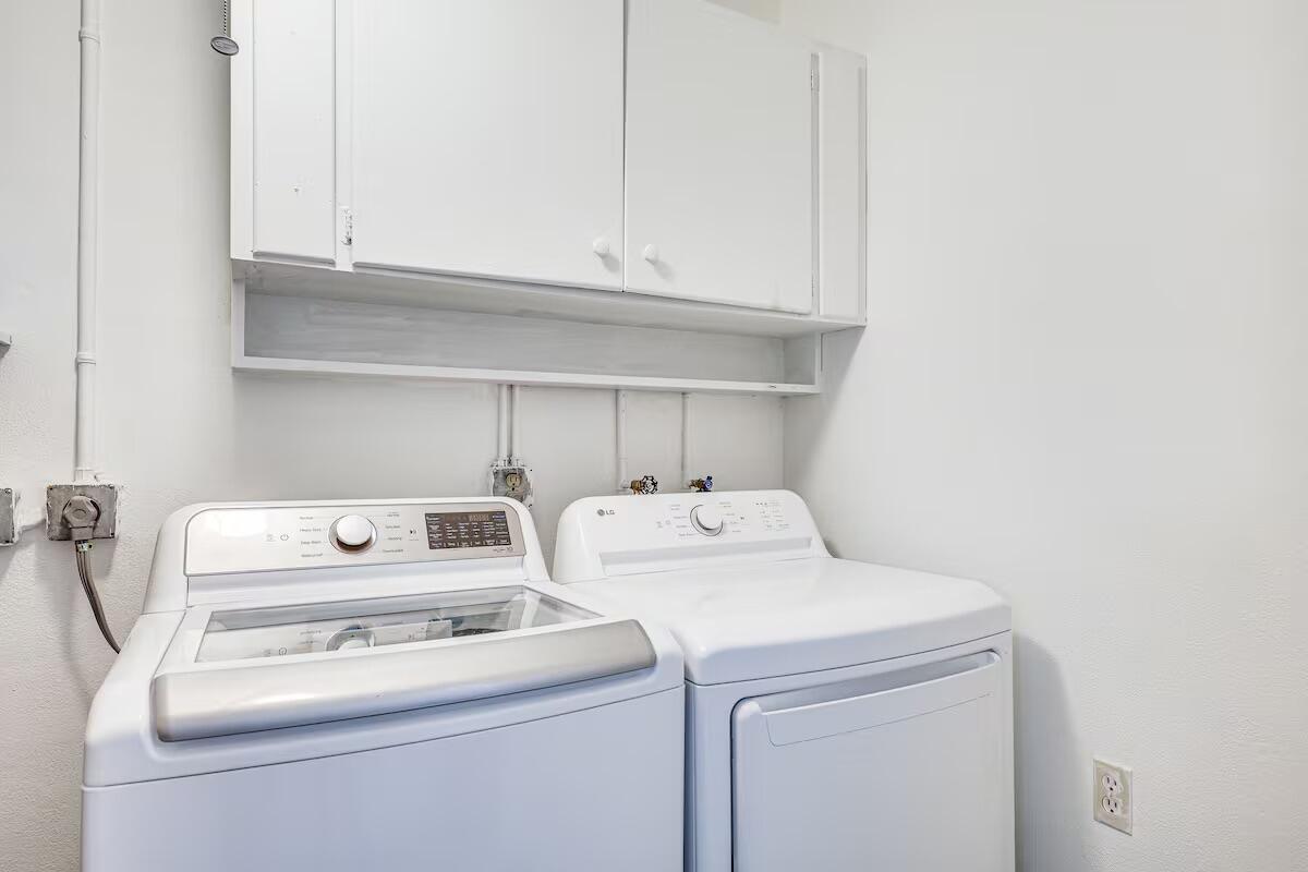 124 SW 2nd, Hallandale Beach FL 33009