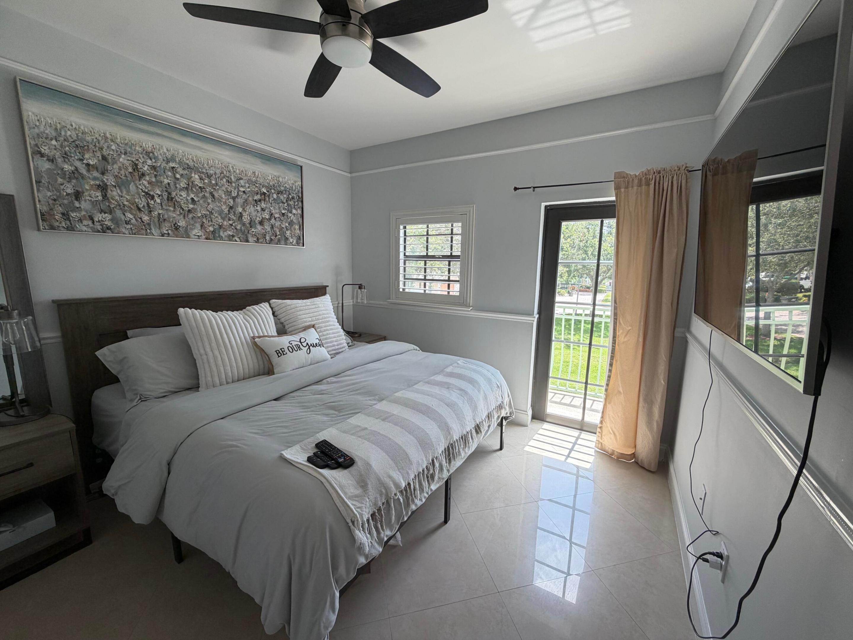 4400 Hidden Harbour, Dania Beach FL 33312