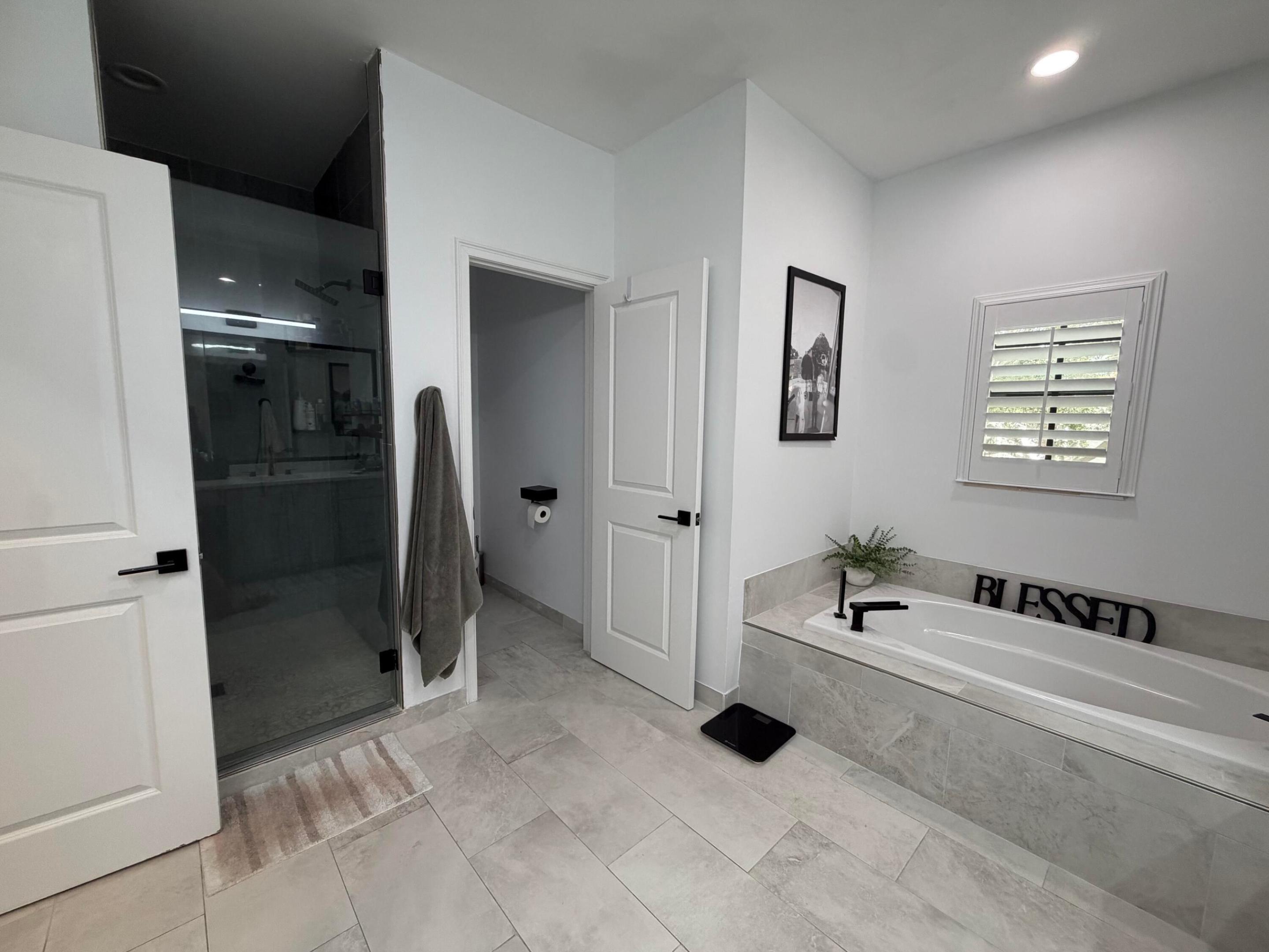 4400 Hidden Harbour, Dania Beach FL 33312