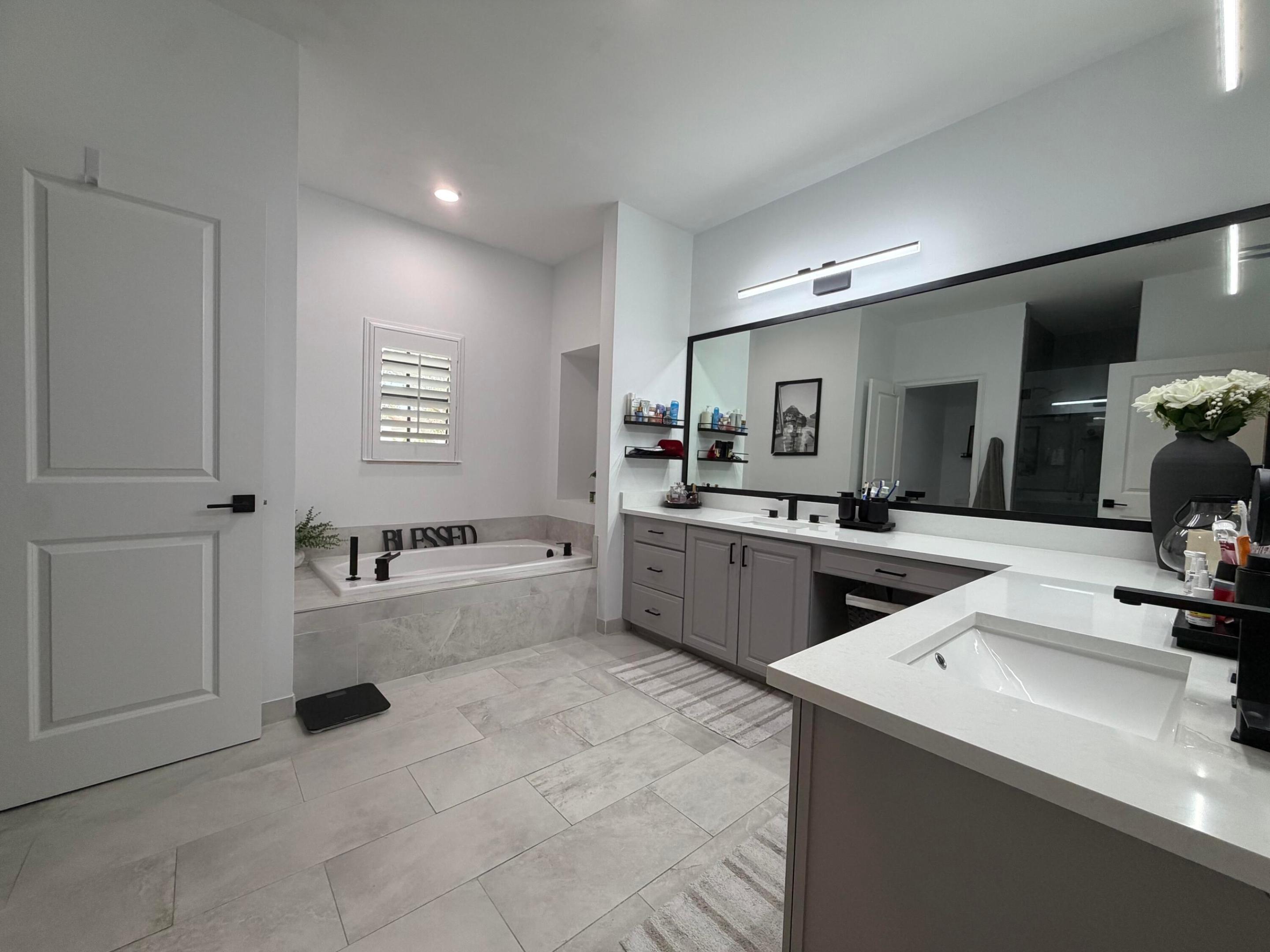 4400 Hidden Harbour, Dania Beach FL 33312