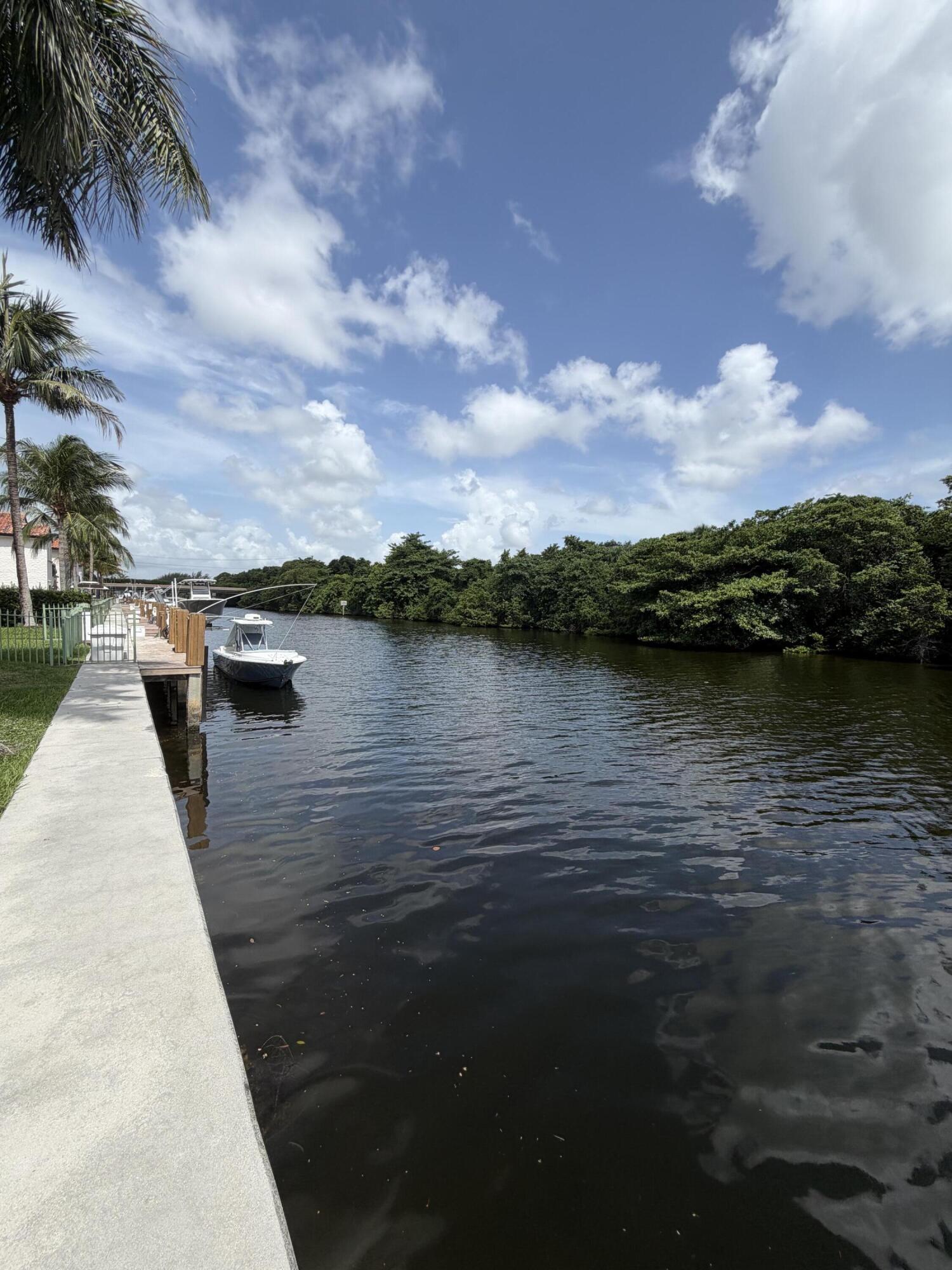 4400 Hidden Harbour, Dania Beach FL 33312
