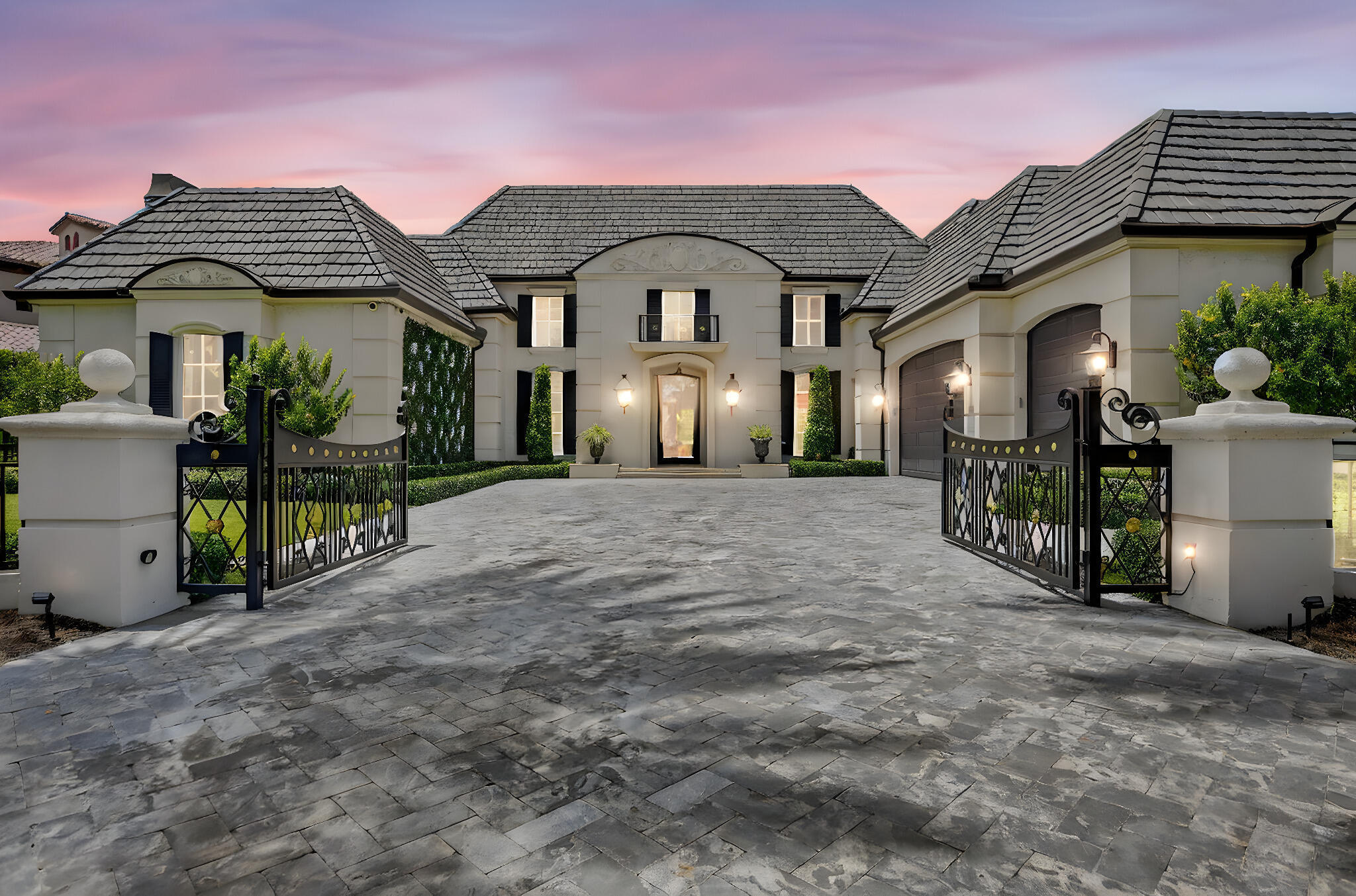 377 E Coconut Palm, Boca Raton FL 33432