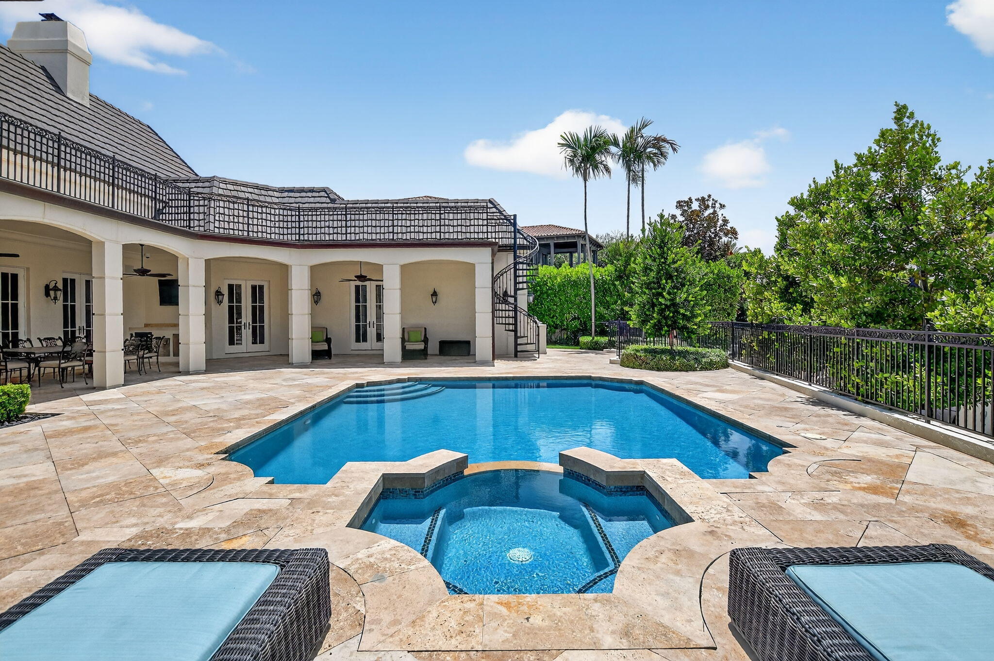 377 E Coconut Palm, Boca Raton FL 33432
