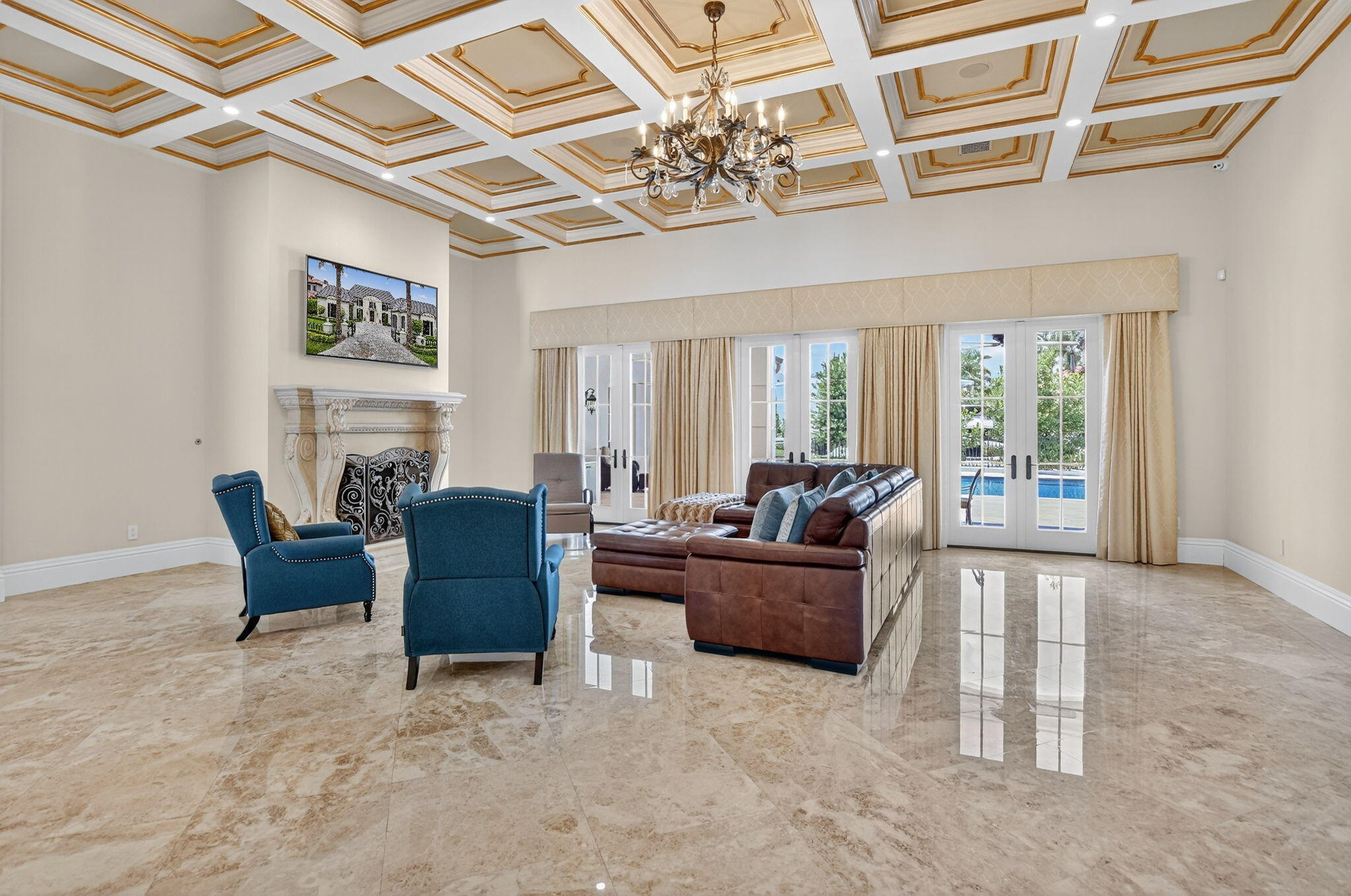 377 E Coconut Palm, Boca Raton FL 33432