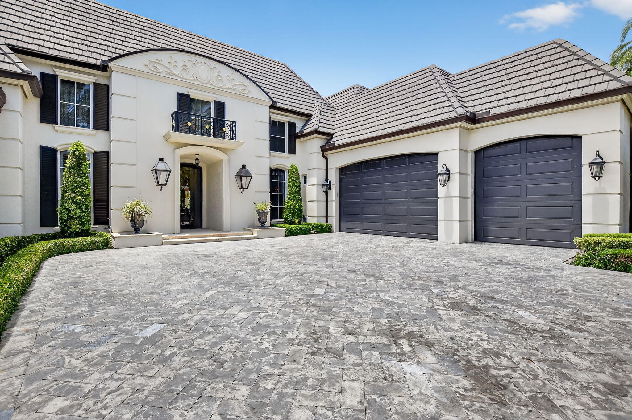 377 E Coconut Palm, Boca Raton FL 33432