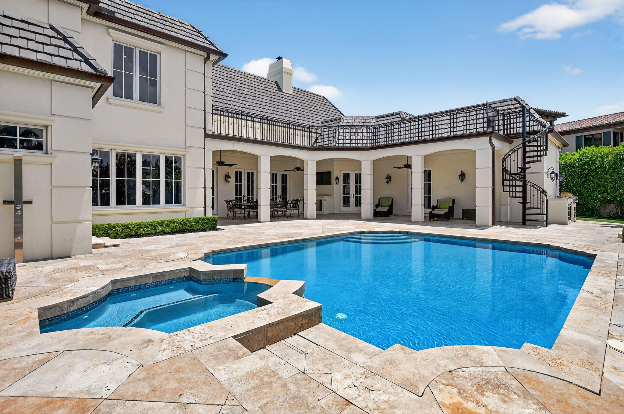 377 E Coconut Palm, Boca Raton FL 33432