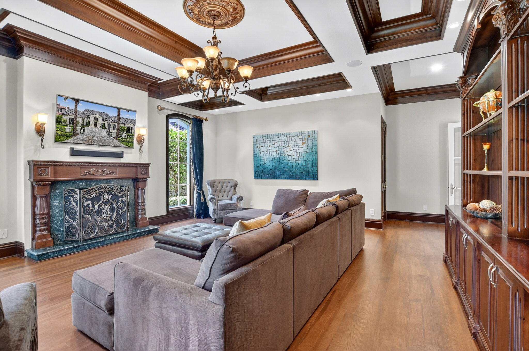377 E Coconut Palm, Boca Raton FL 33432