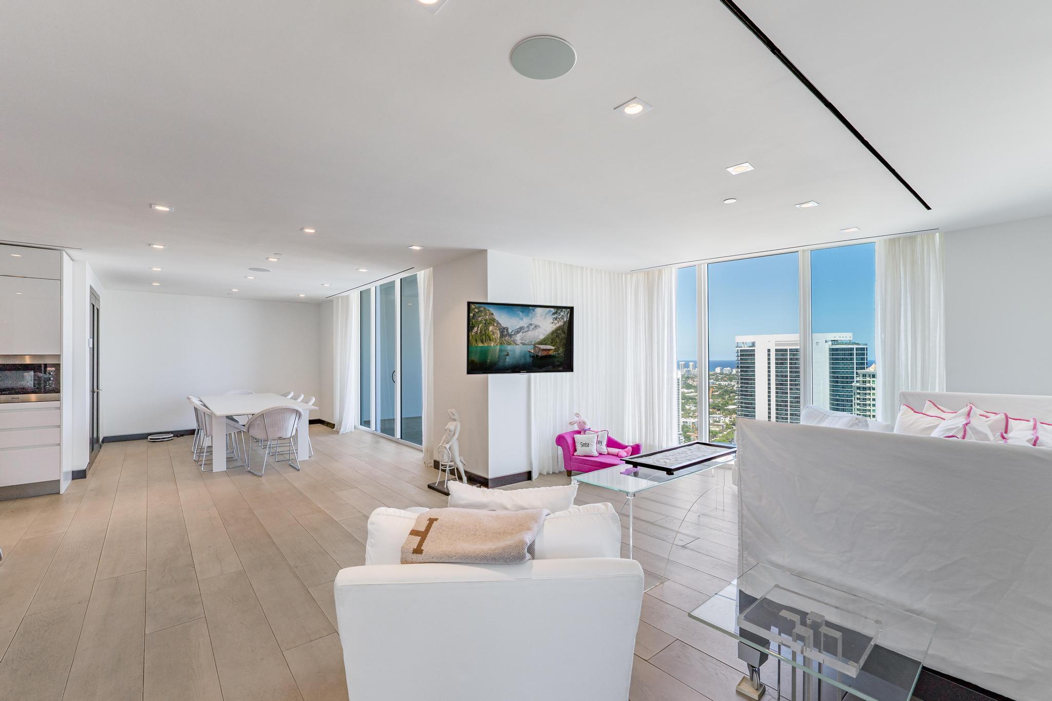 333 Las Olas #4206, Fort Lauderdale FL 33301