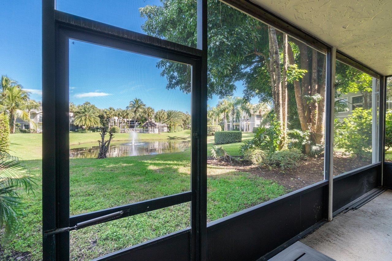 11863 Wimbledon #445, Wellington FL 33414