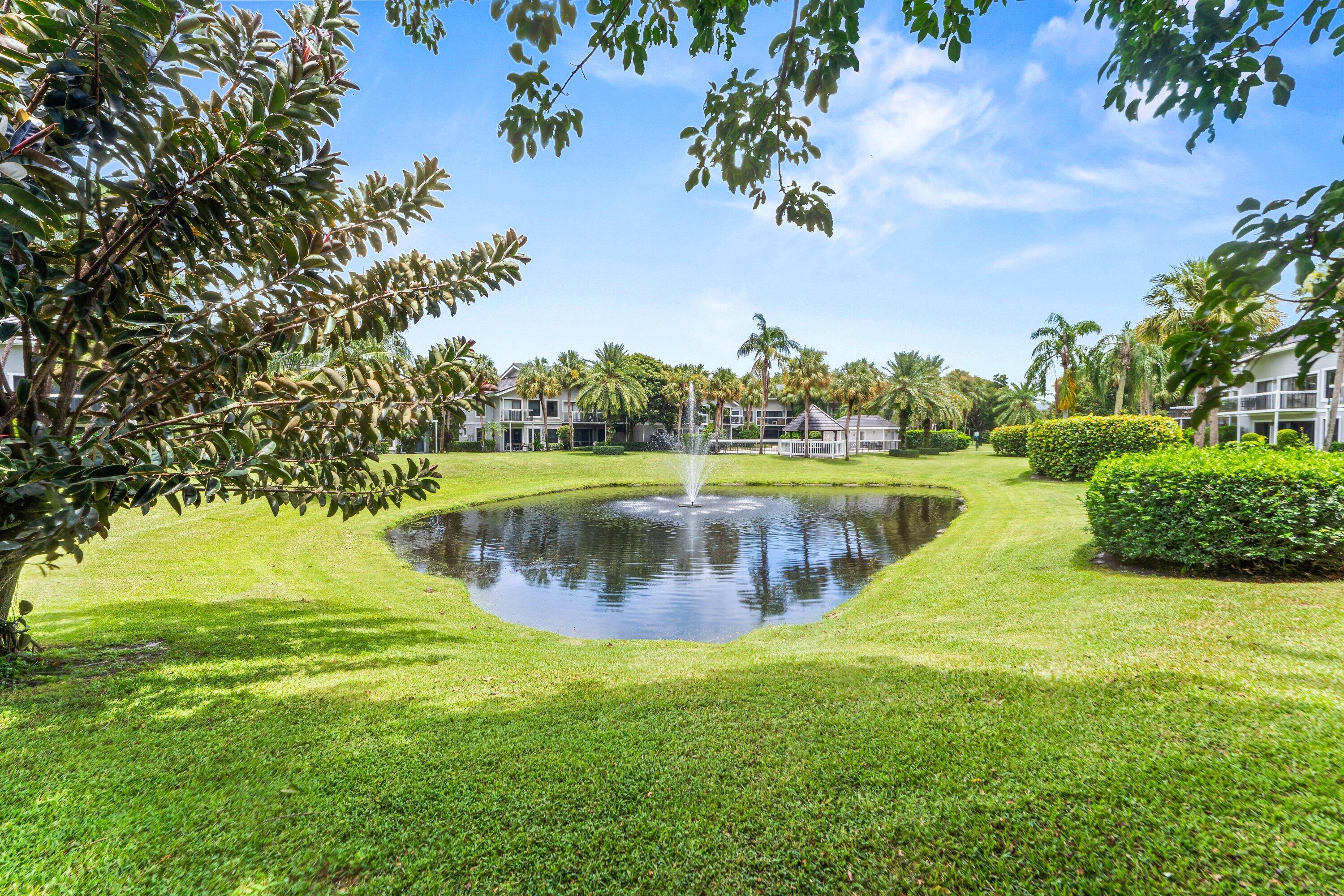11863 Wimbledon #445, Wellington FL 33414