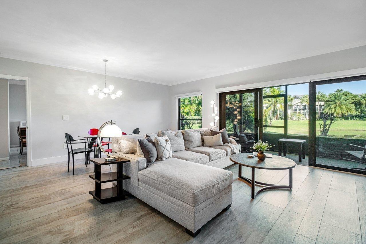 11863 Wimbledon #445, Wellington FL 33414
