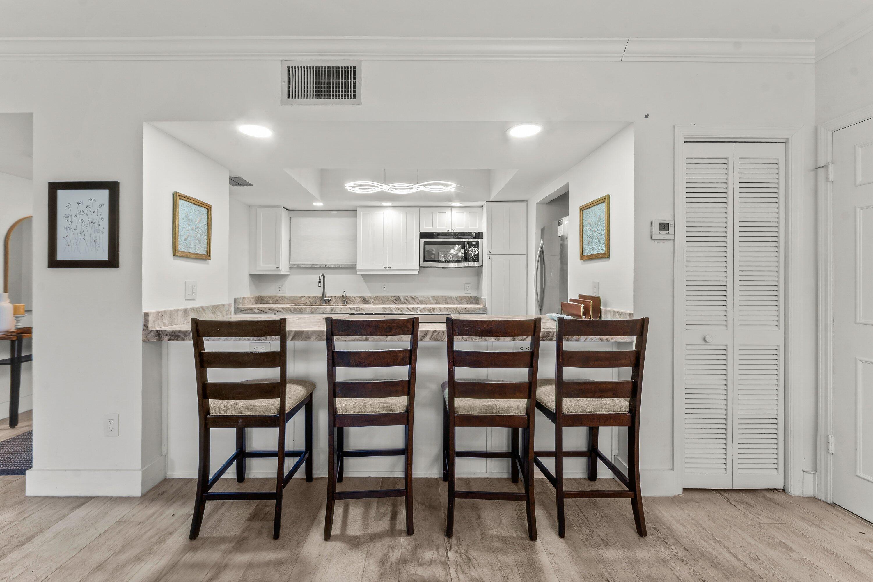 11863 Wimbledon #445, Wellington FL 33414