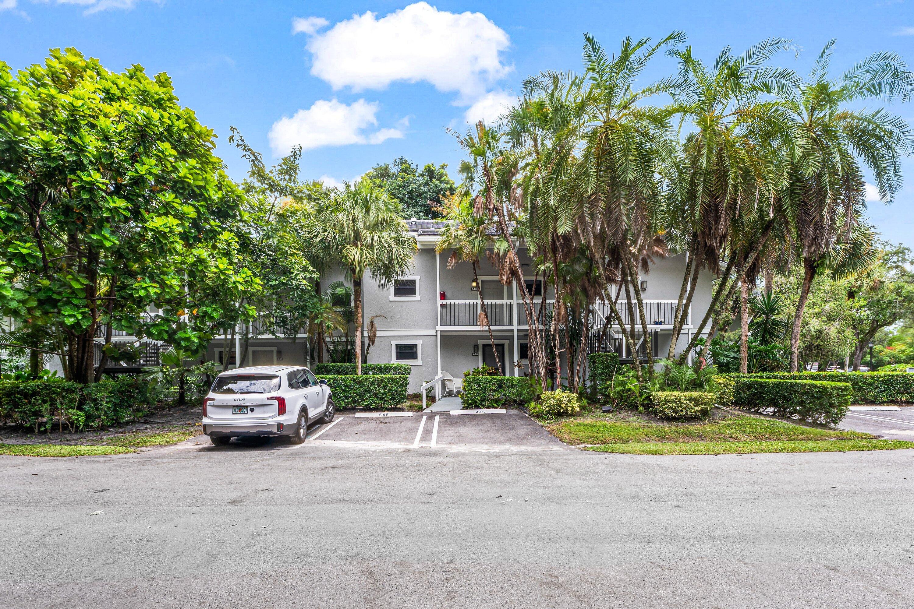 11863 Wimbledon #445, Wellington FL 33414