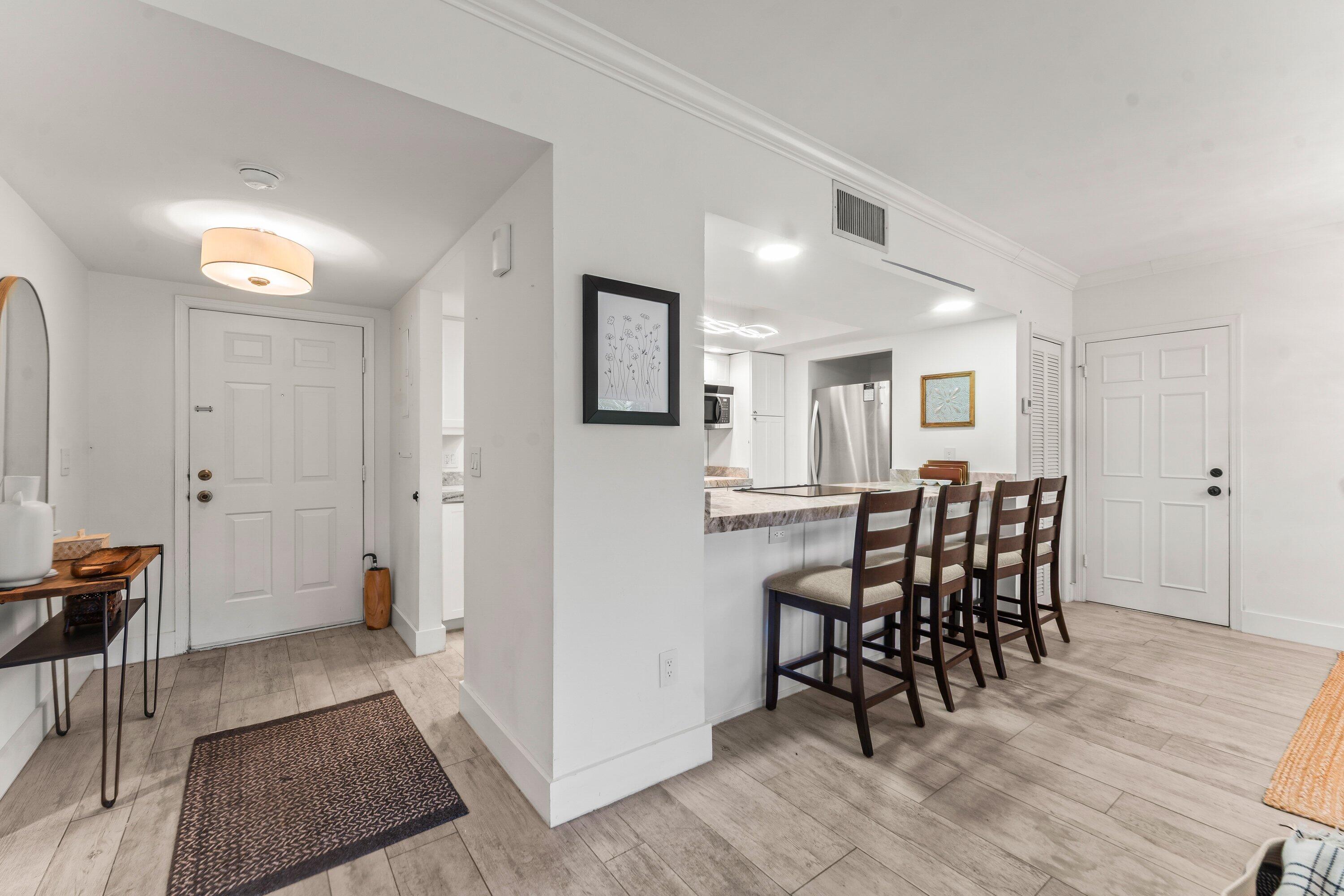 11863 Wimbledon #445, Wellington FL 33414