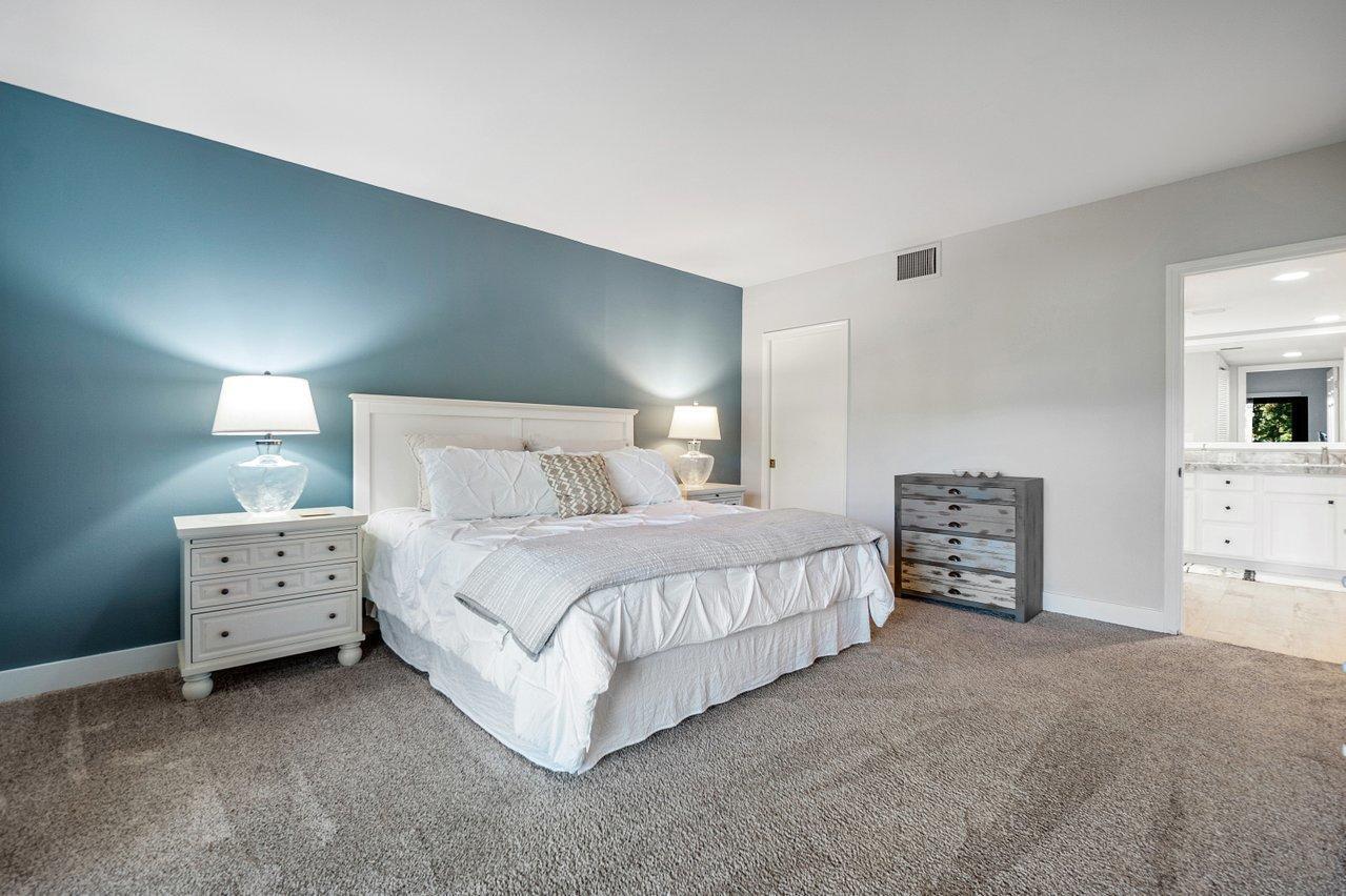 11863 Wimbledon #445, Wellington FL 33414