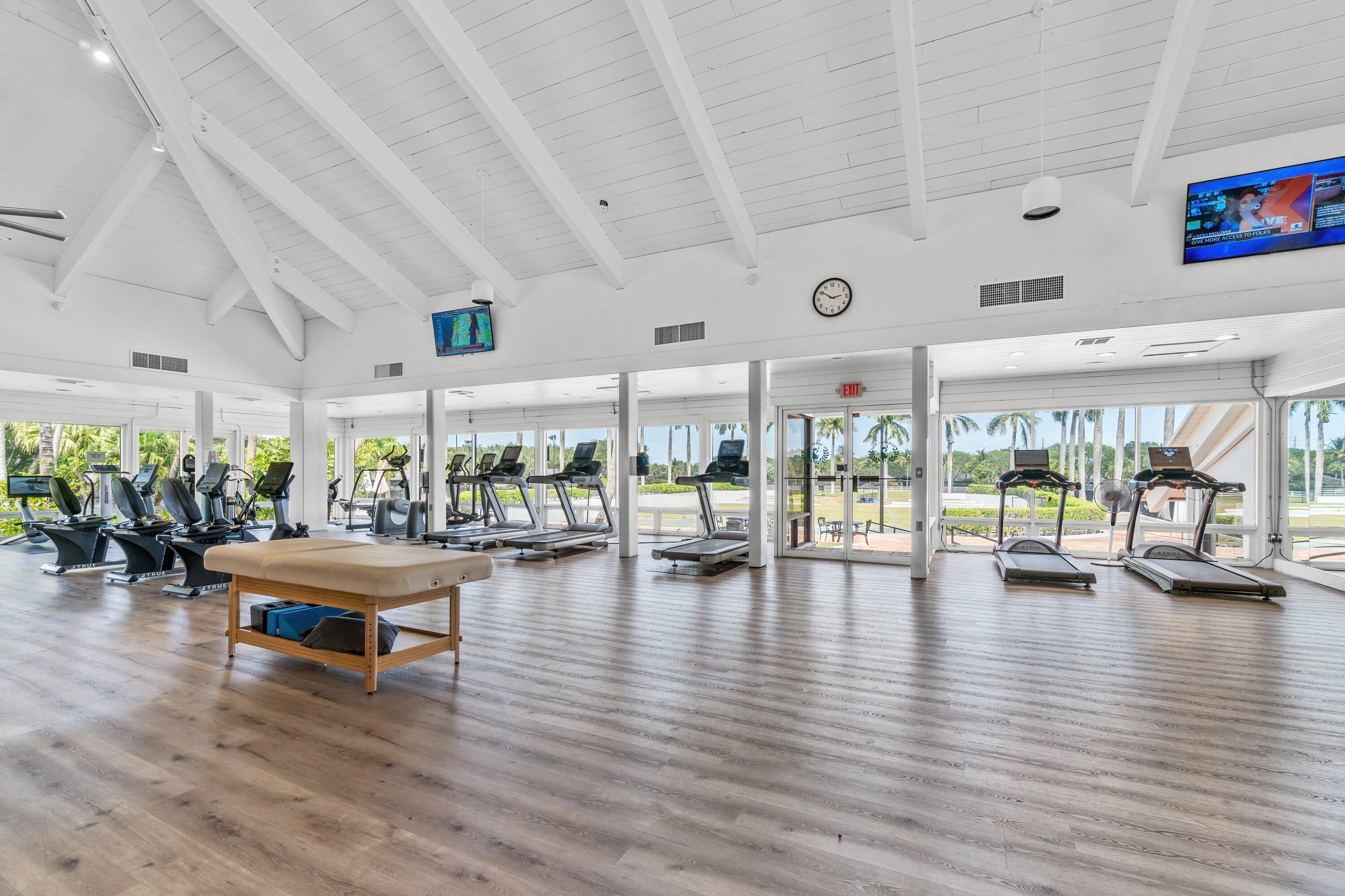11863 Wimbledon #445, Wellington FL 33414