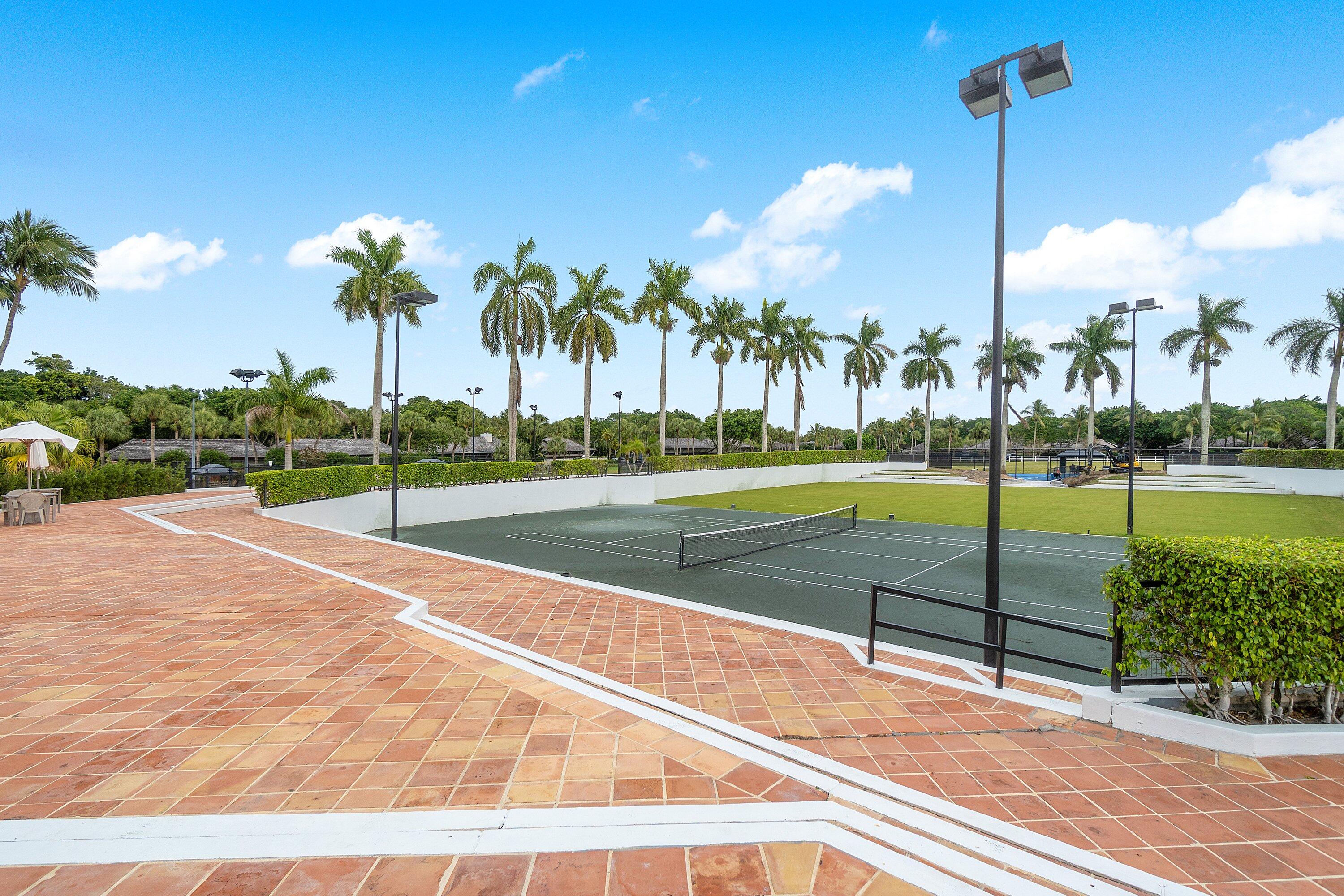 11863 Wimbledon #445, Wellington FL 33414