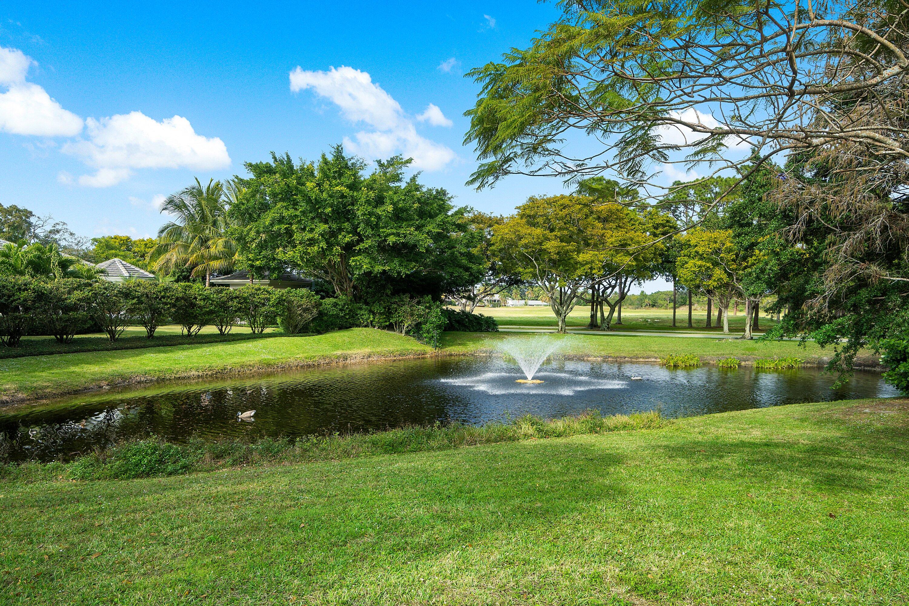 11863 Wimbledon #445, Wellington FL 33414