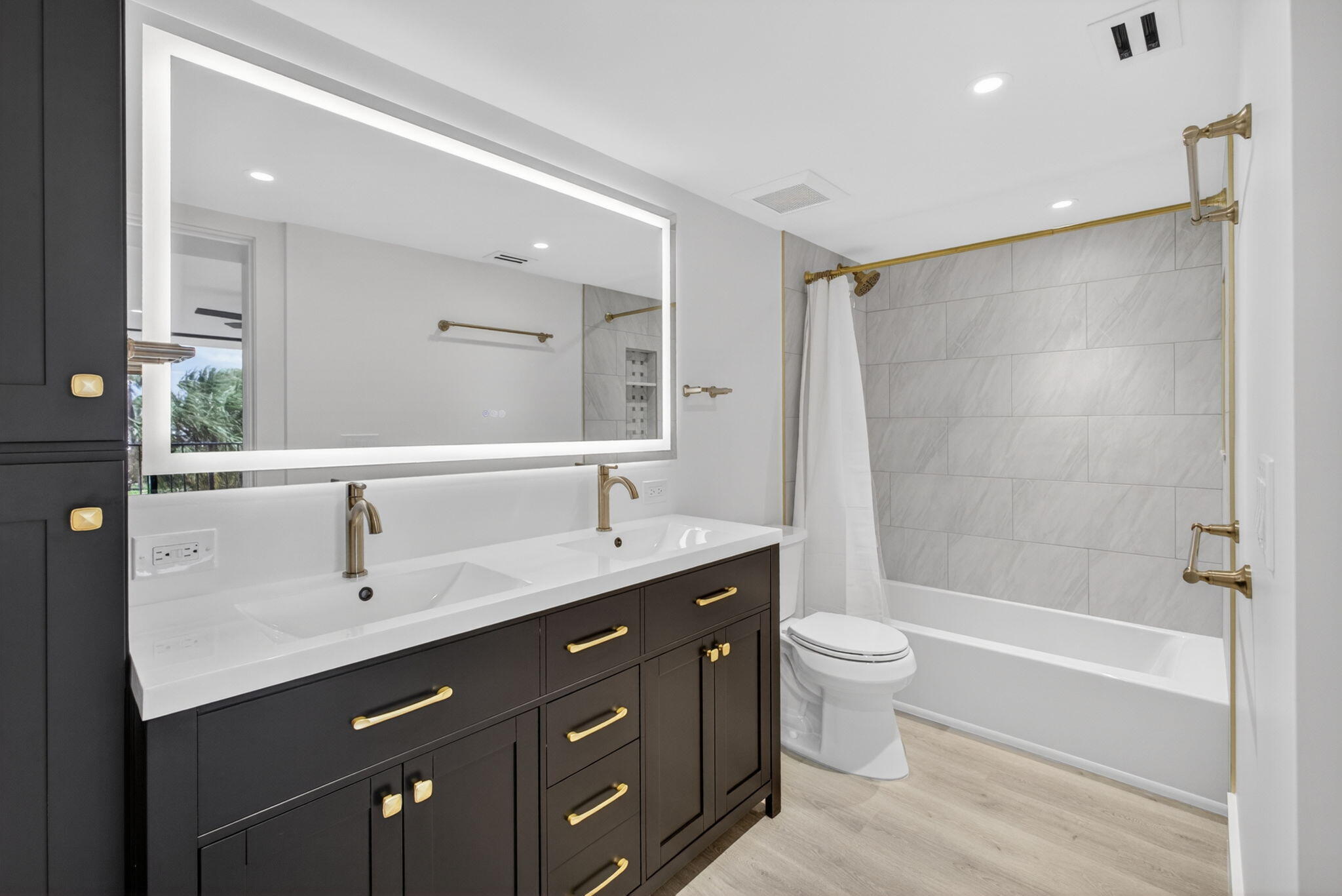 136 Lakeshore, North Palm Beach FL 33408