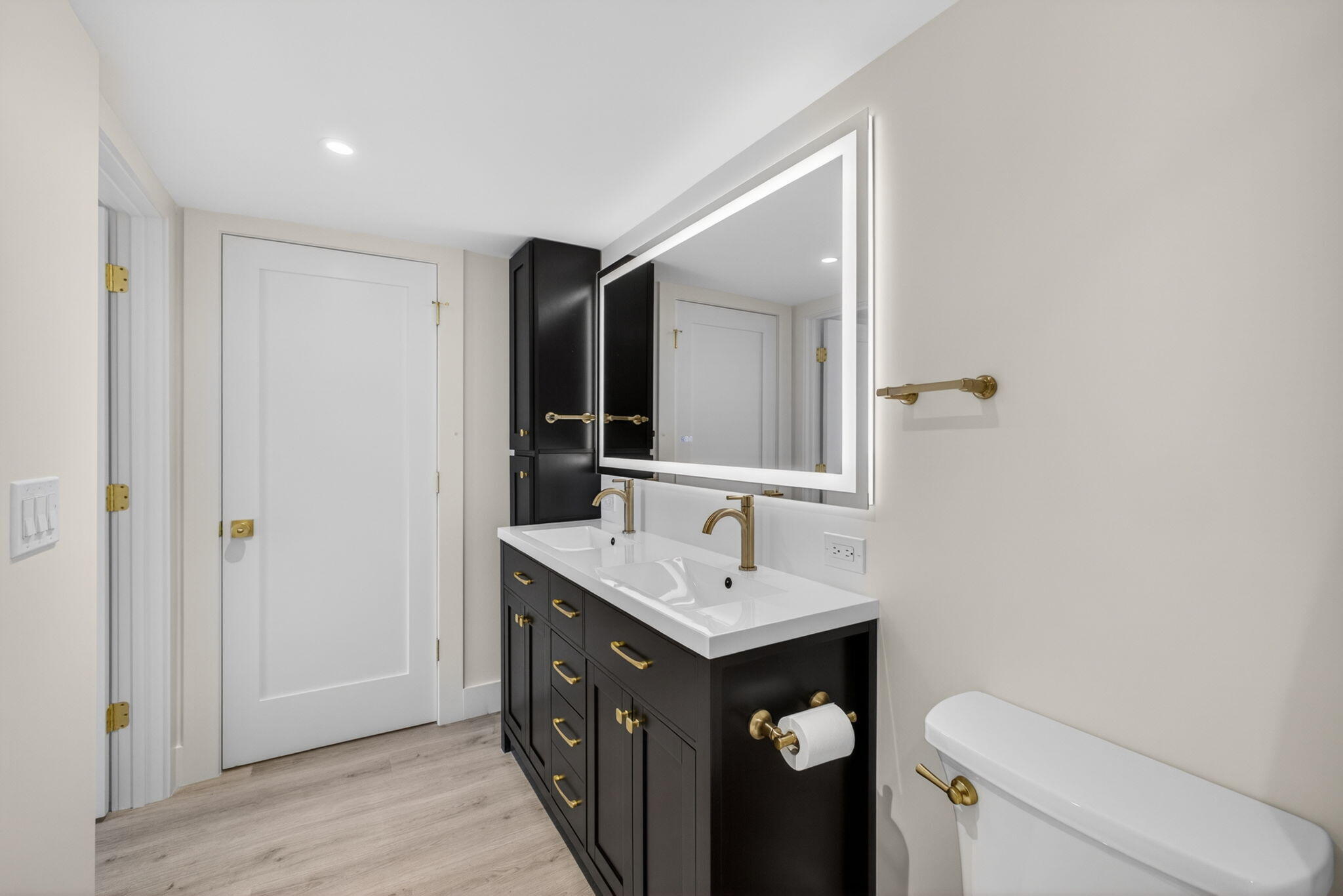136 Lakeshore, North Palm Beach FL 33408
