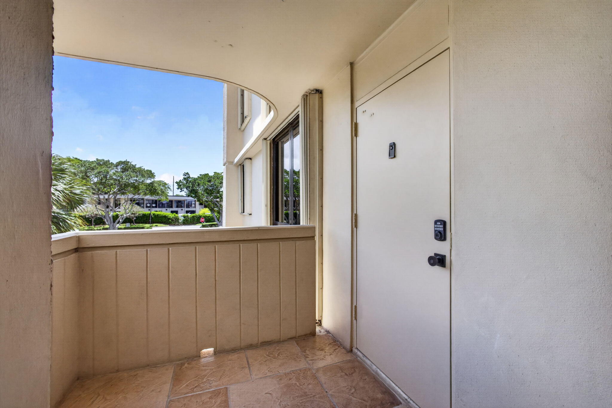 136 Lakeshore, North Palm Beach FL 33408
