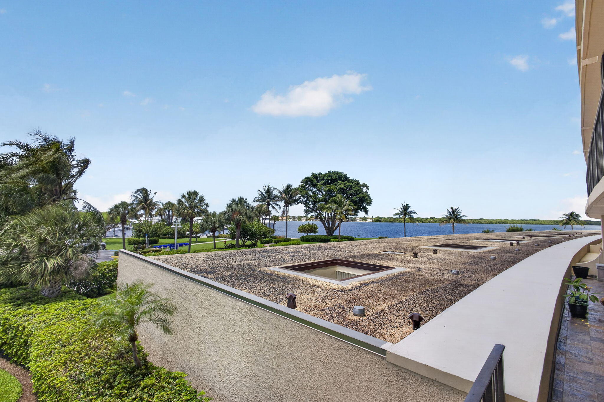 136 Lakeshore, North Palm Beach FL 33408