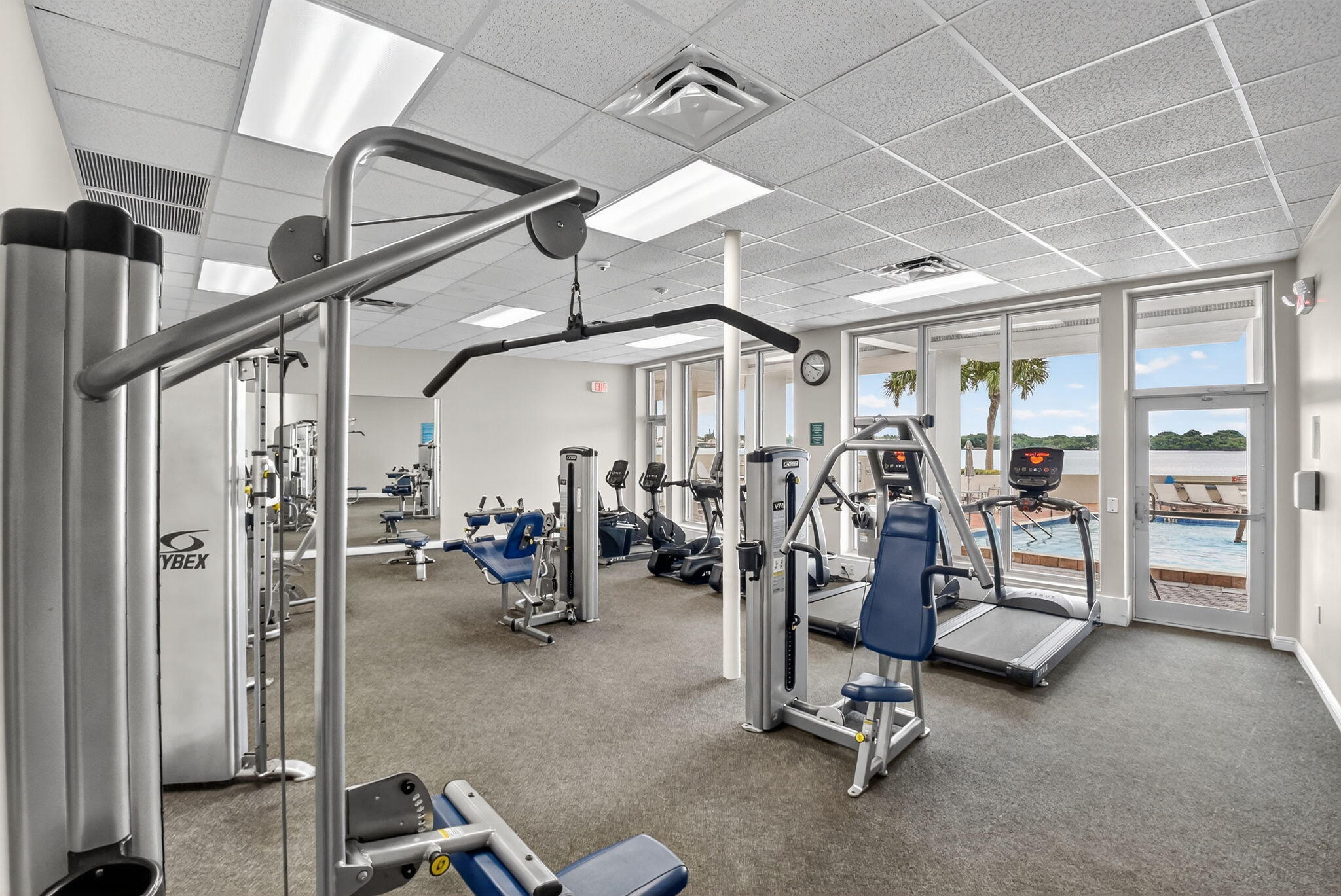 136 Lakeshore, North Palm Beach FL 33408
