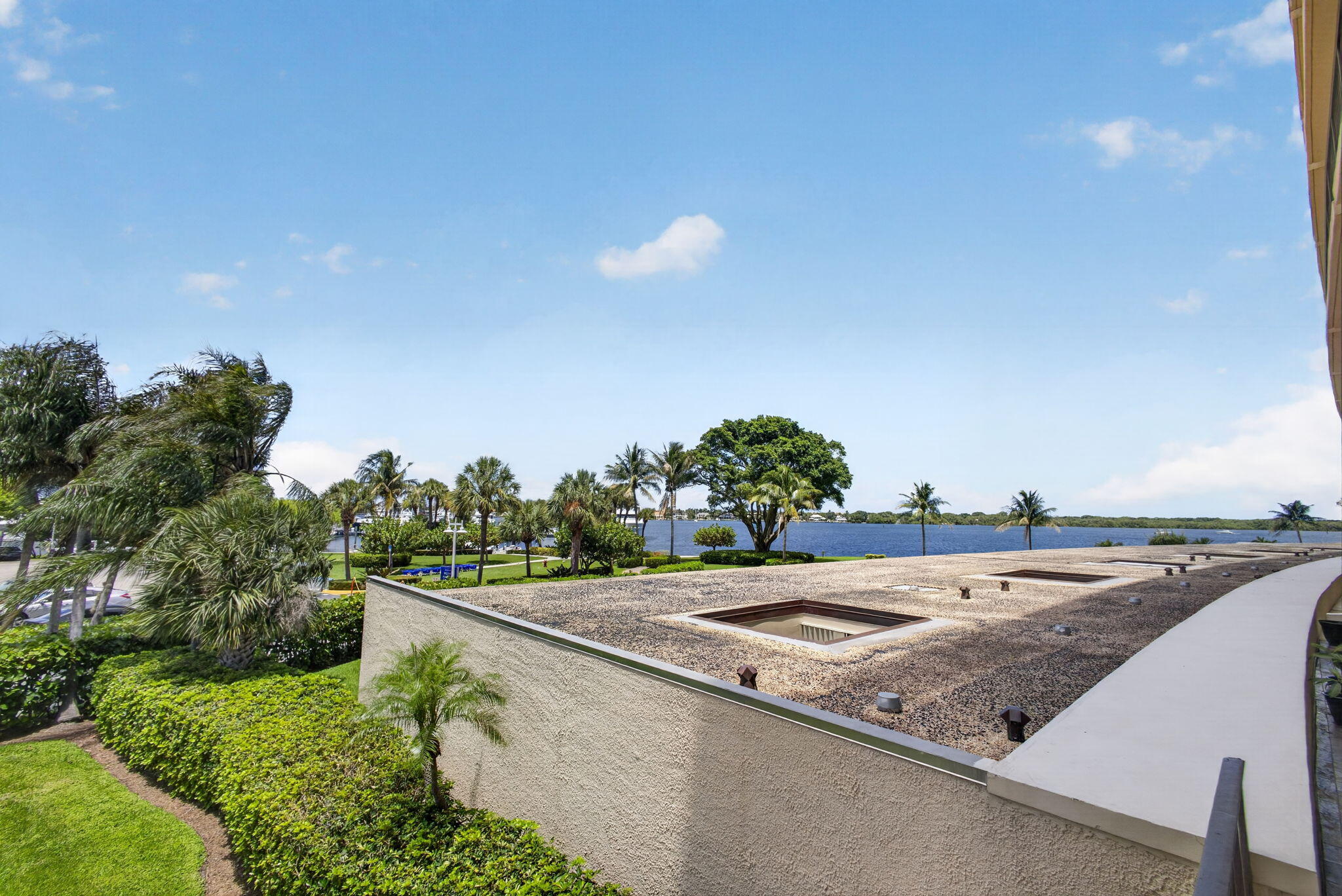136 Lakeshore, North Palm Beach FL 33408