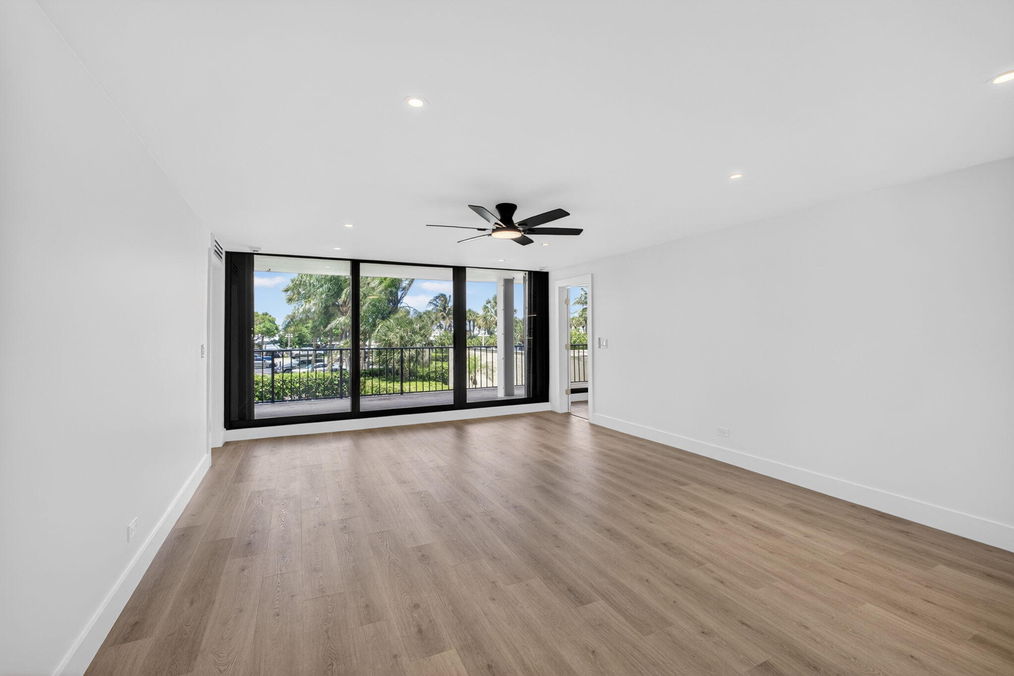 136 Lakeshore, North Palm Beach FL 33408