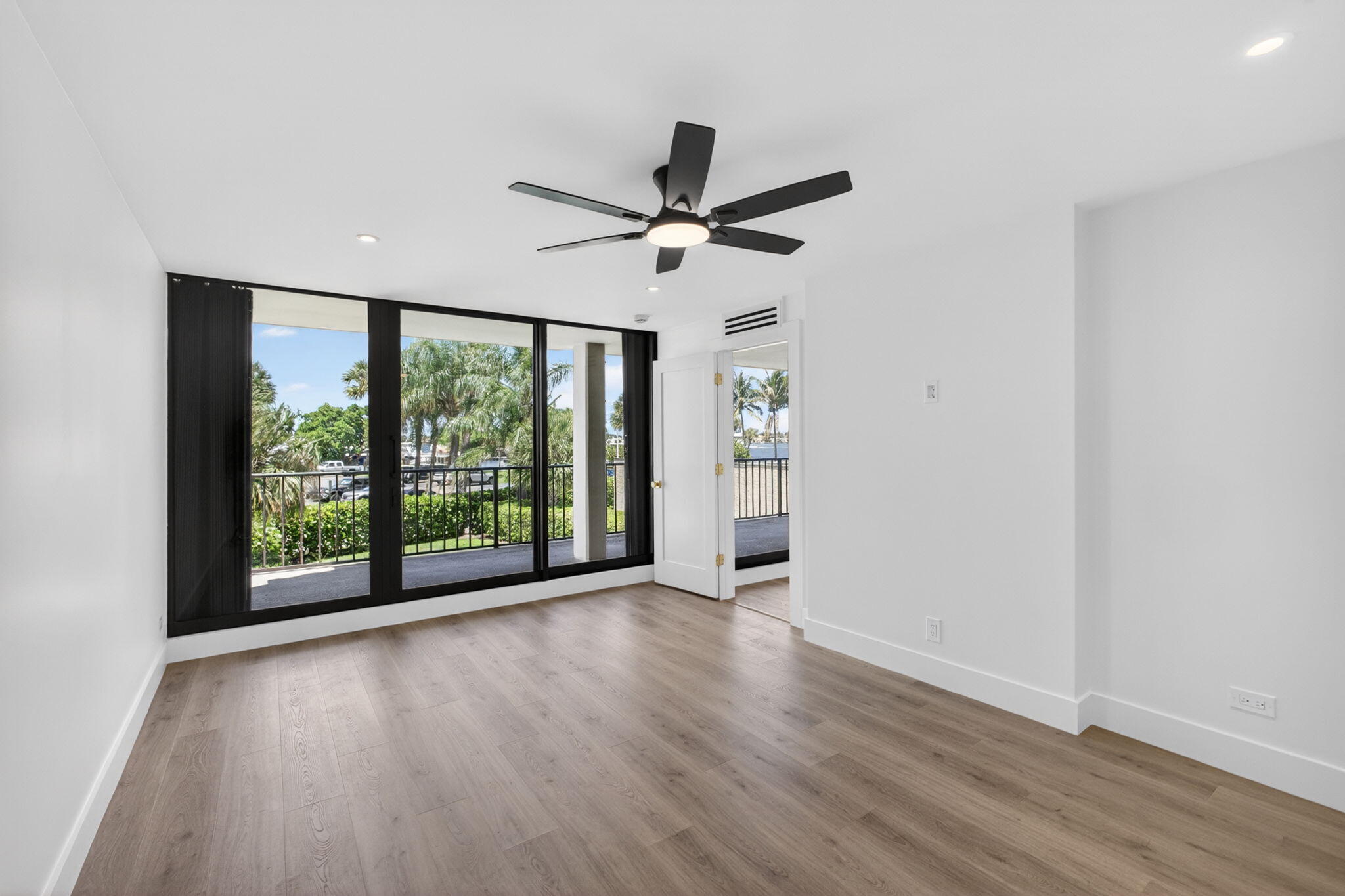 136 Lakeshore, North Palm Beach FL 33408