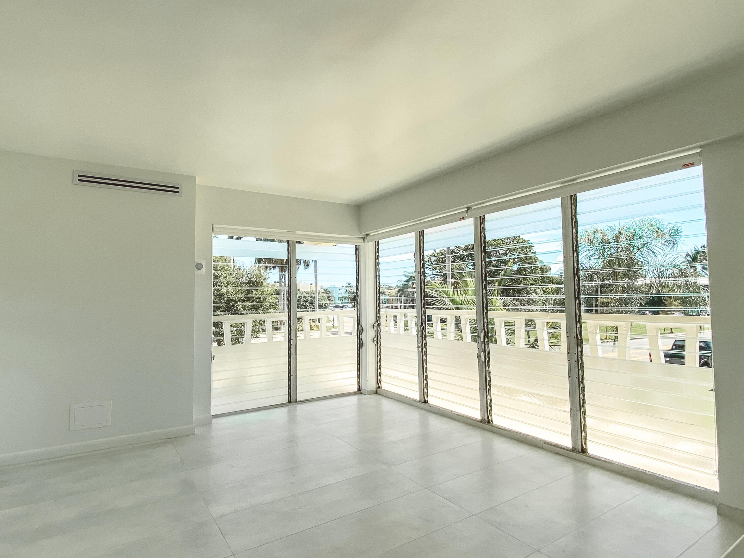 2755 NE 28th #C1, Lighthouse Point FL 33064