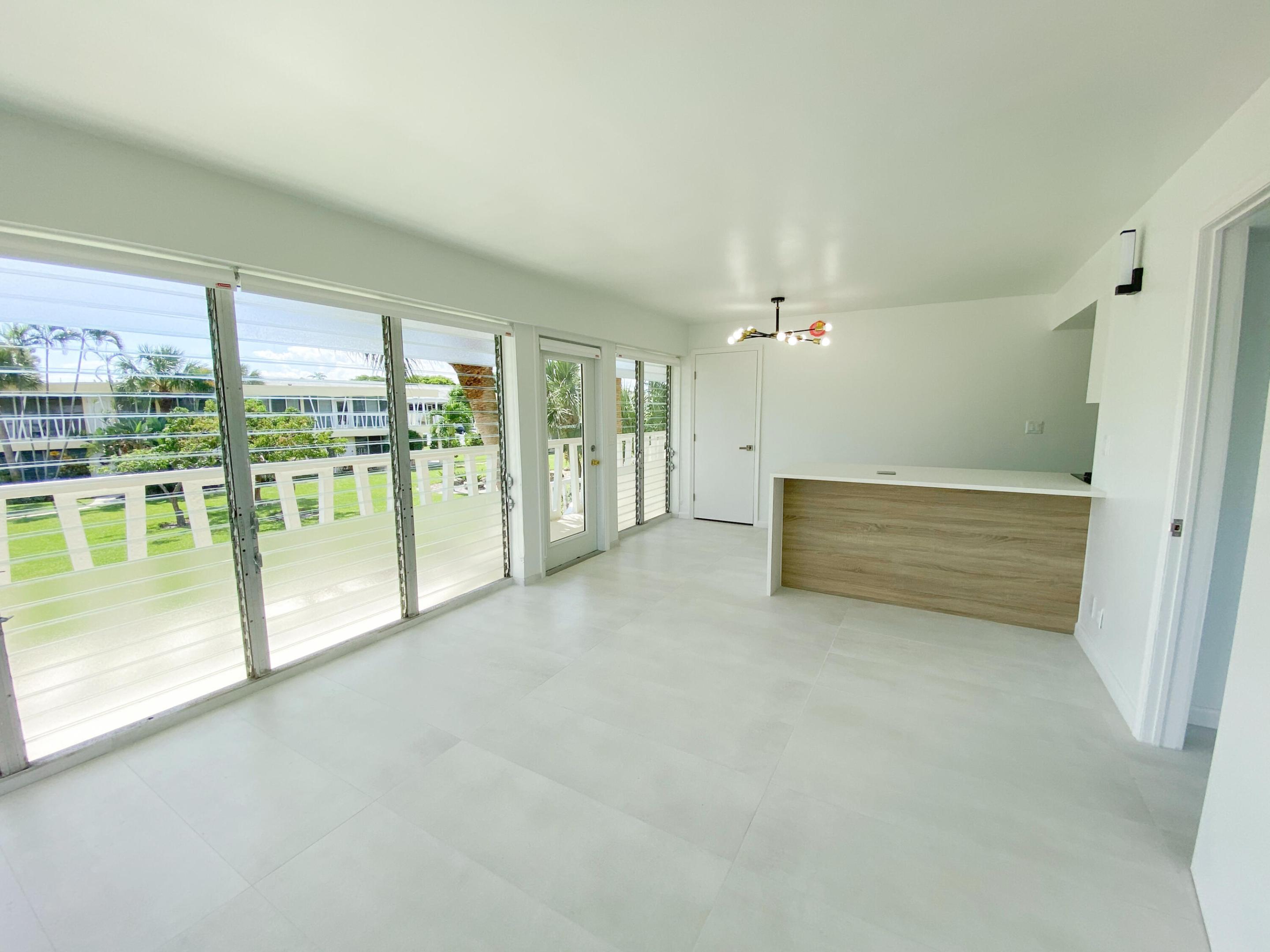 2755 NE 28th #C1, Lighthouse Point FL 33064