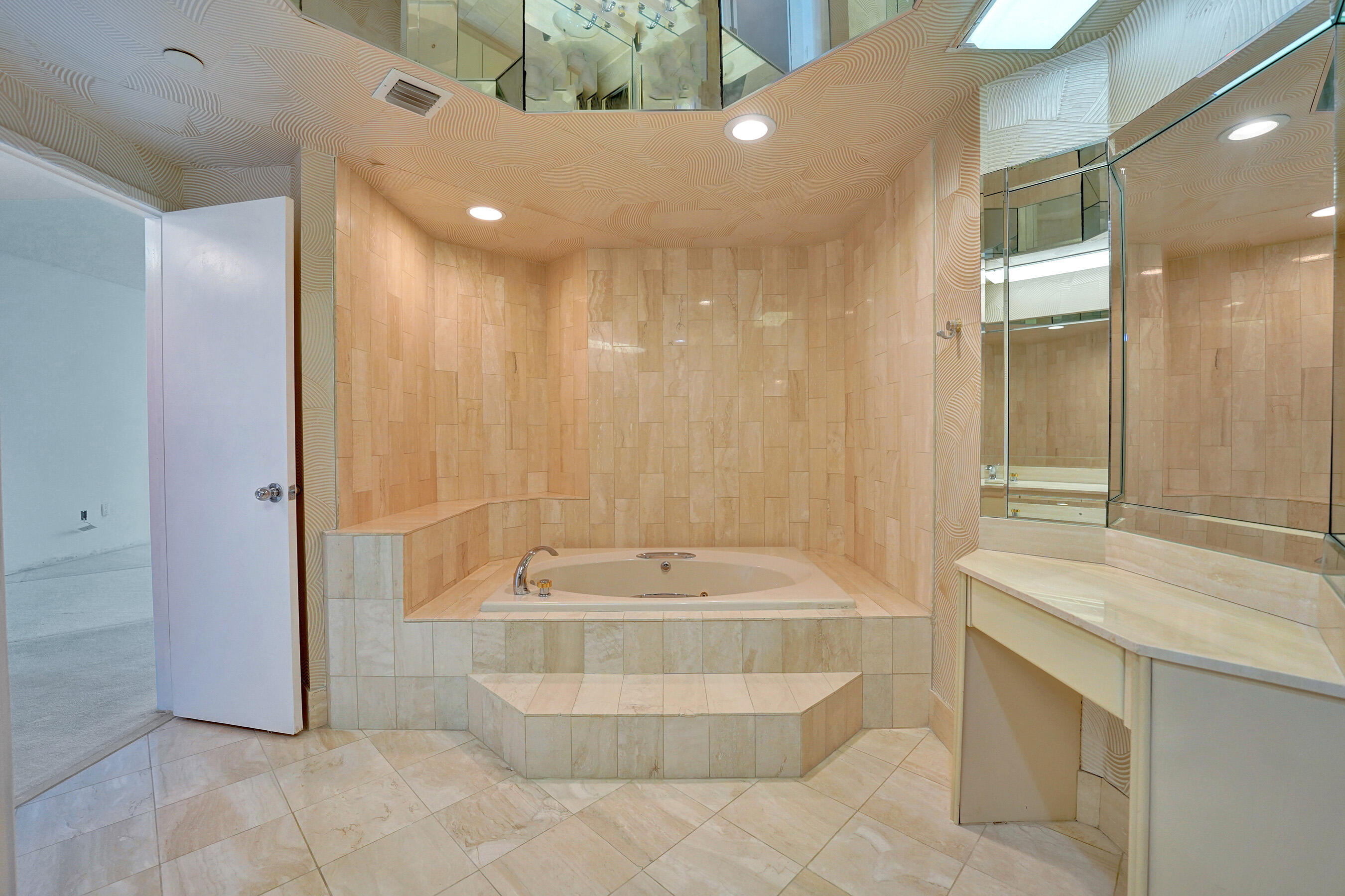 1440 S Ocean #12a, Lauderdale By The Sea FL 33062