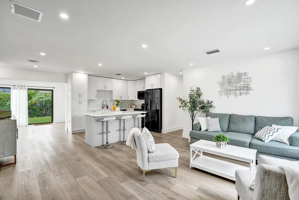 1001 SE 13th, Deerfield Beach FL 33441