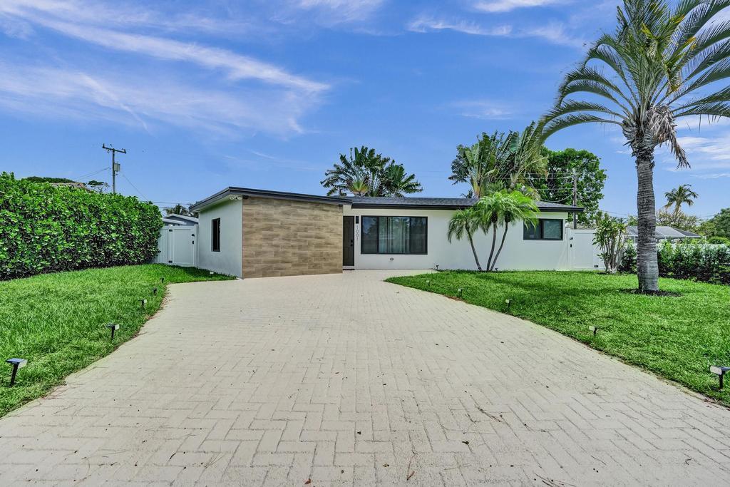 1001 SE 13th, Deerfield Beach FL 33441
