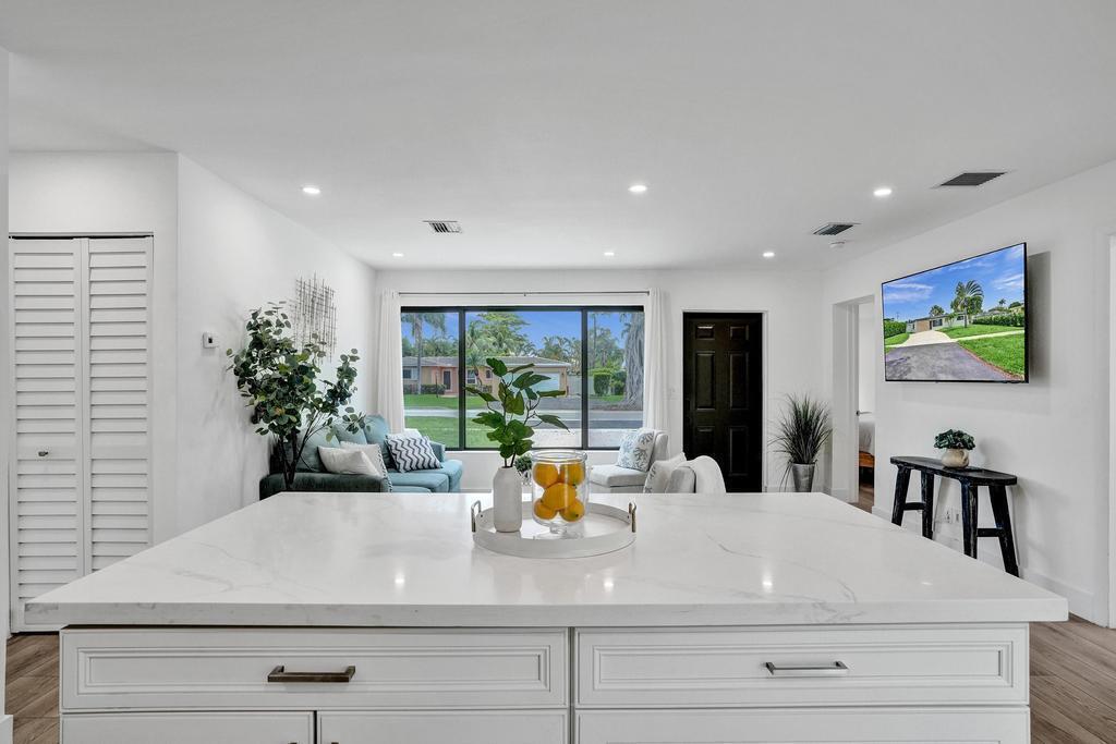1001 SE 13th, Deerfield Beach FL 33441