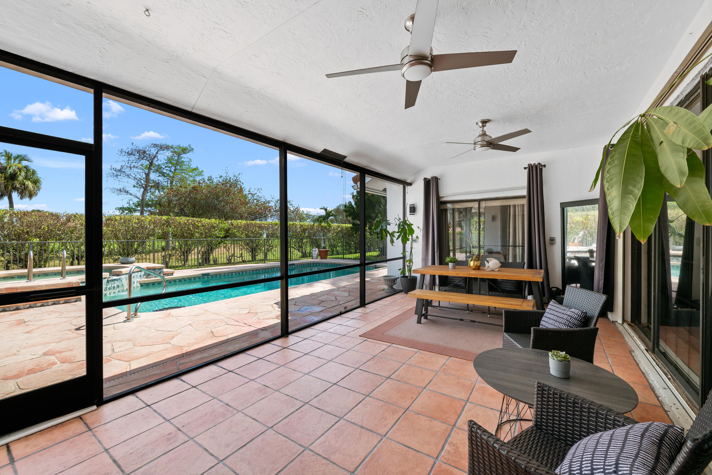 8505 NW 77th, Tamarac FL 33321