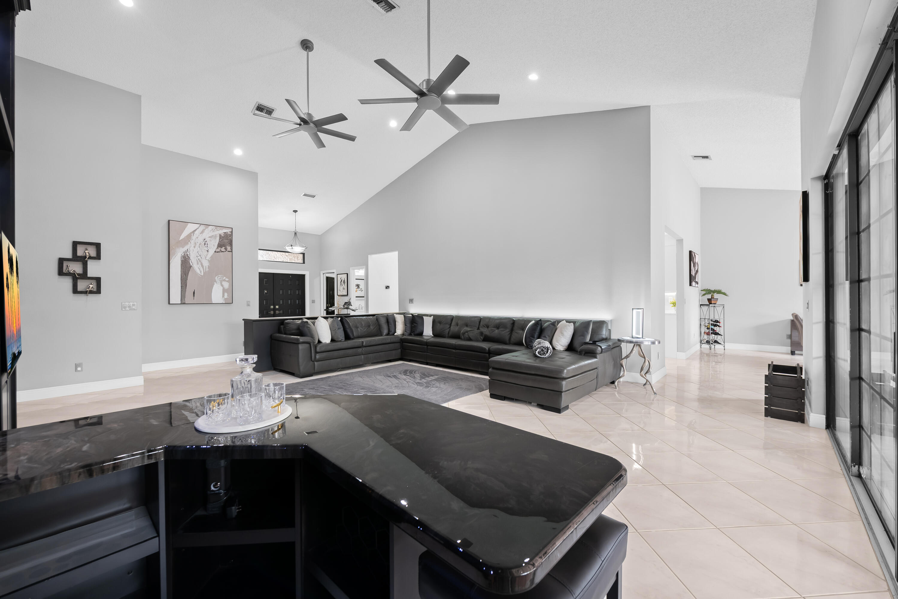 8505 NW 77th, Tamarac FL 33321
