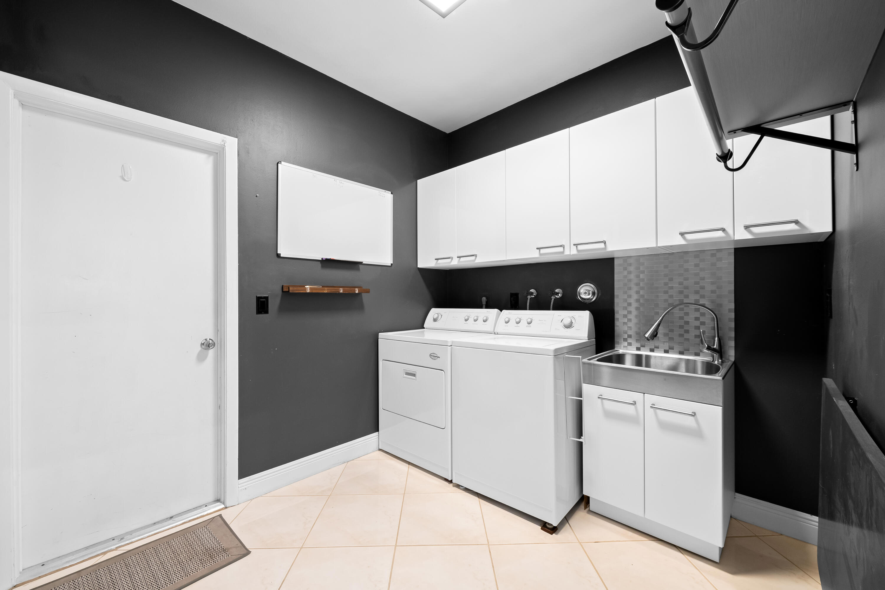 8505 NW 77th, Tamarac FL 33321