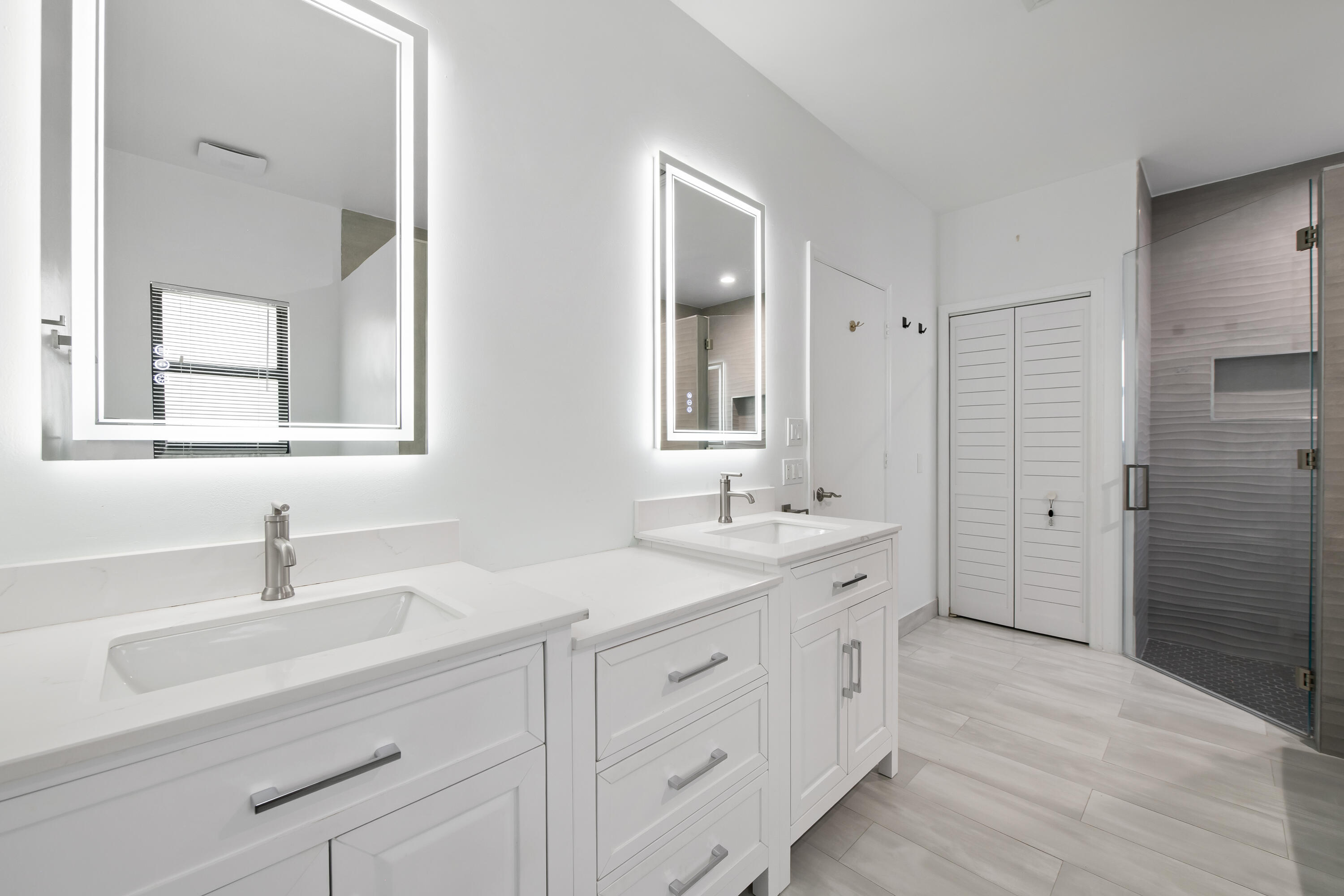8505 NW 77th, Tamarac FL 33321