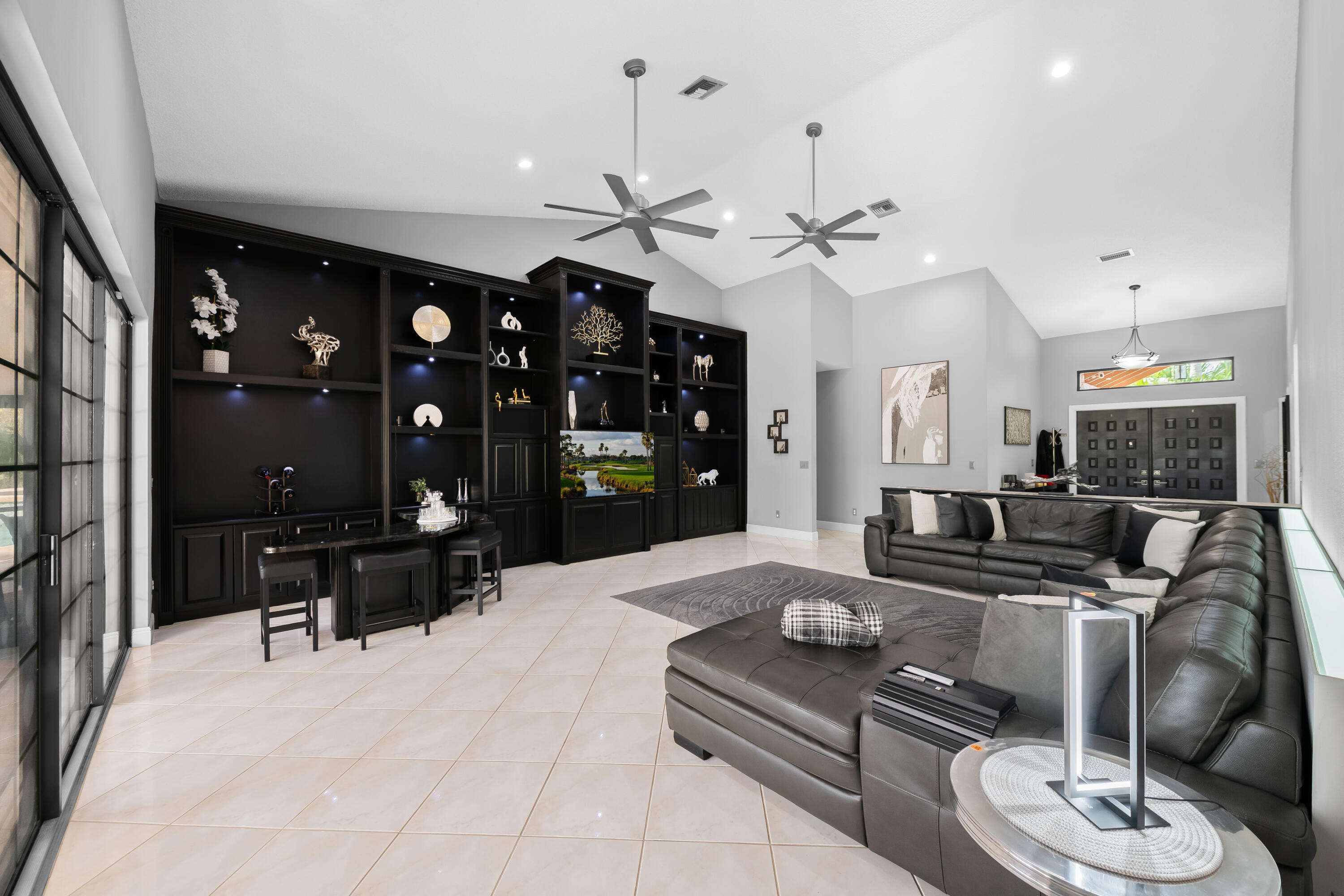 8505 NW 77th, Tamarac FL 33321