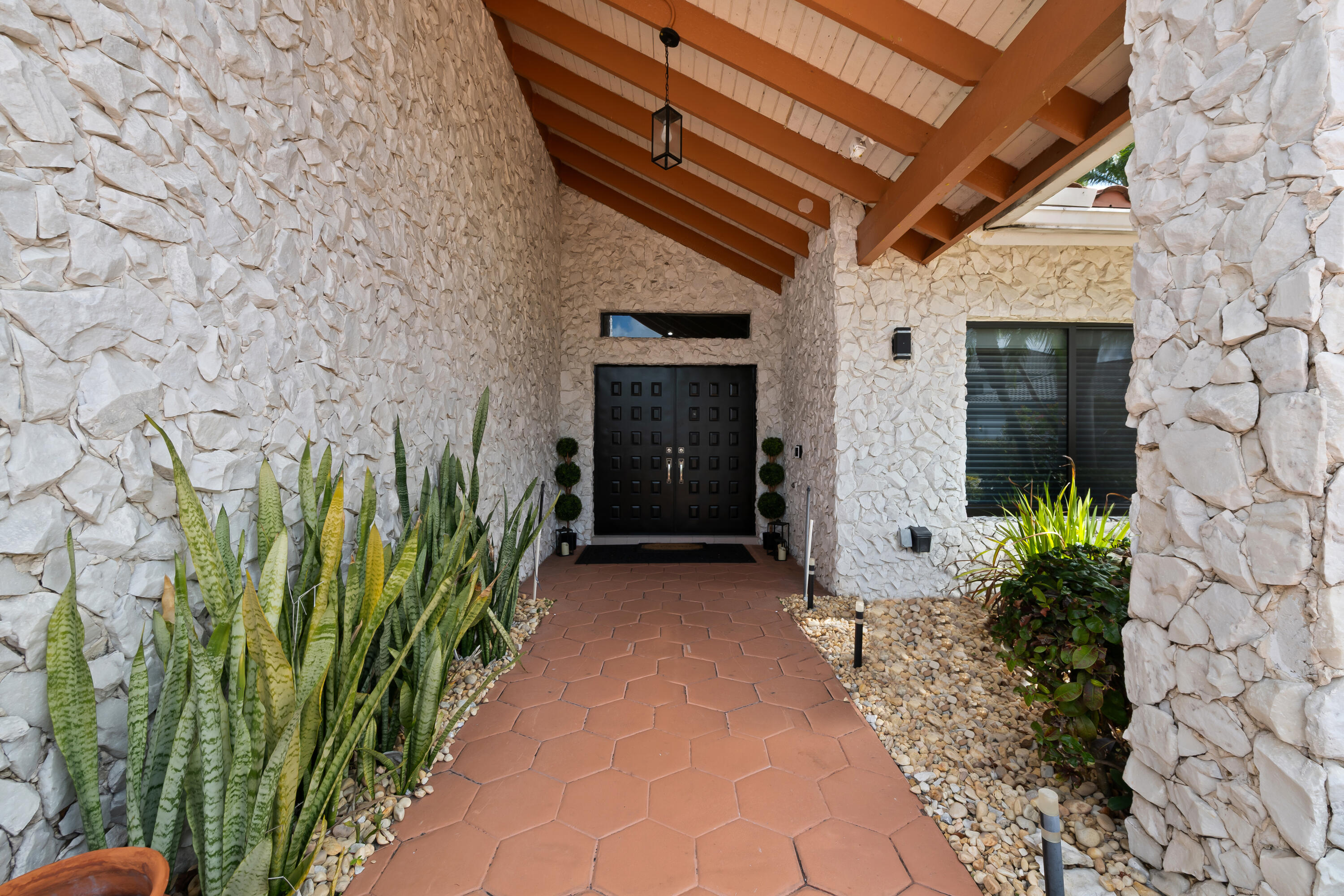 8505 NW 77th, Tamarac FL 33321